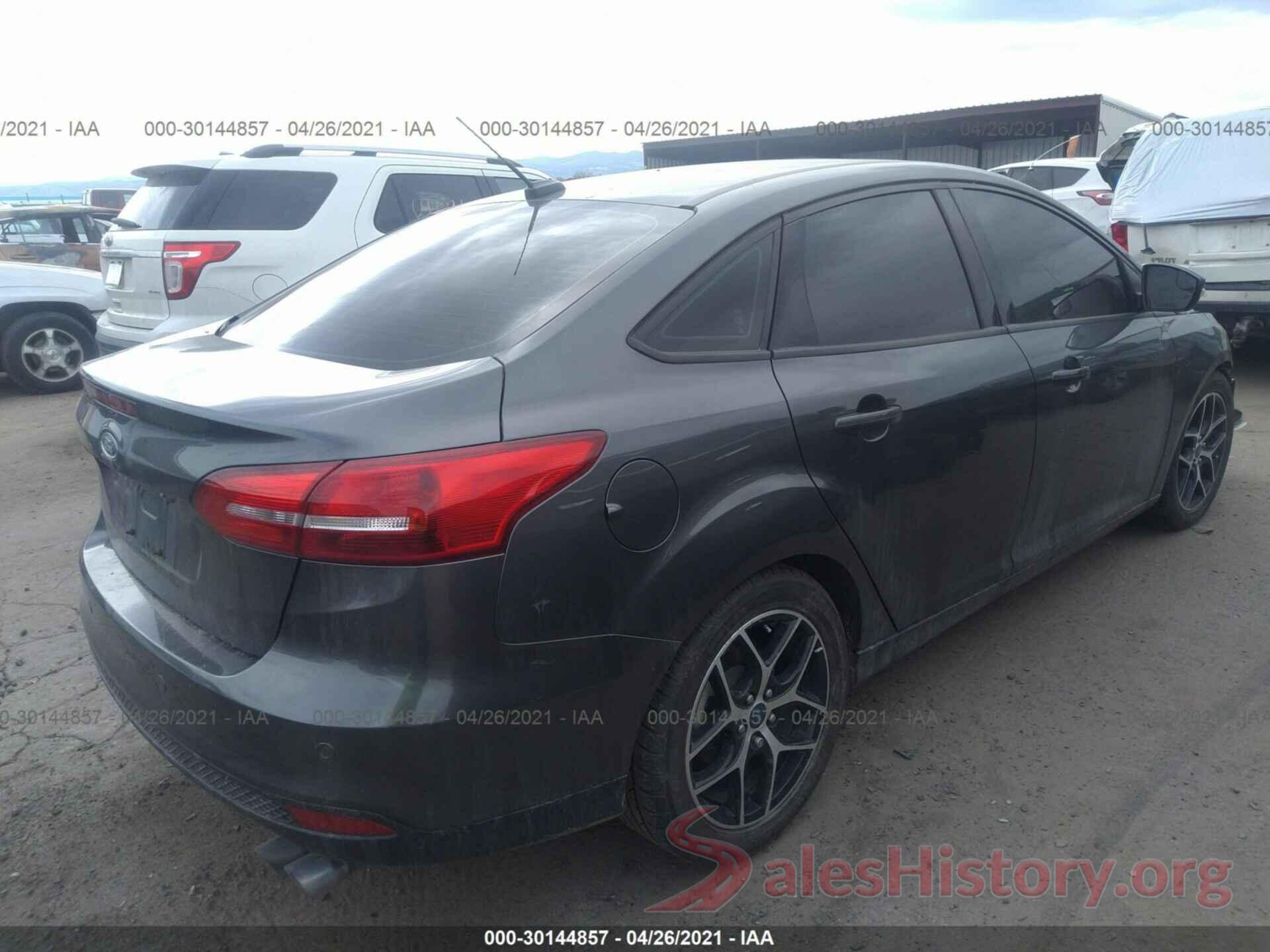 1FADP3H26JL303424 2018 FORD FOCUS