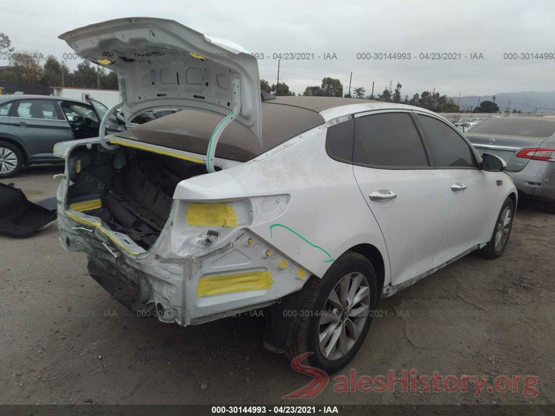 5XXGU4L32JG209692 2018 KIA OPTIMA