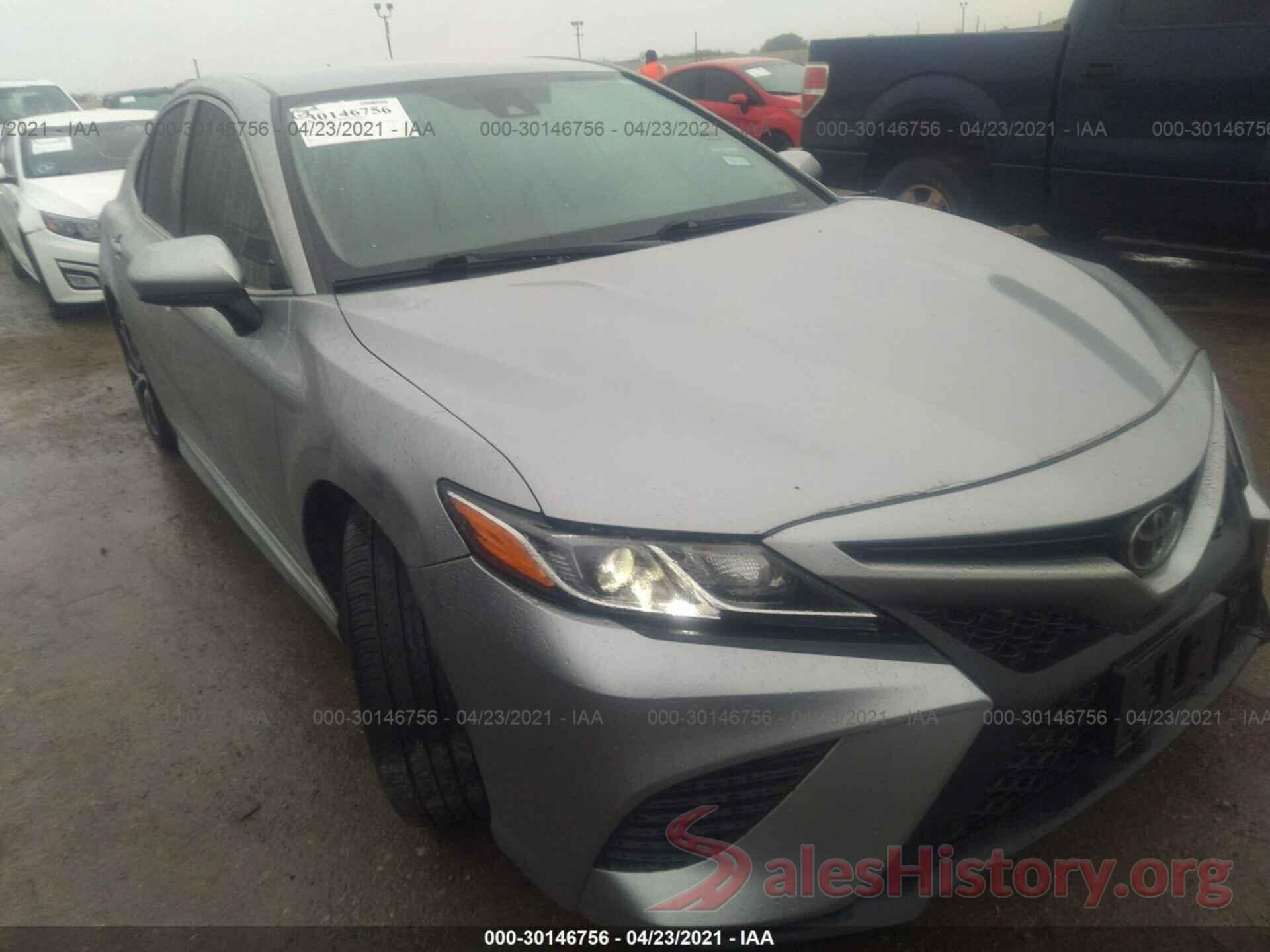 4T1B11HK1KU741668 2019 TOYOTA CAMRY