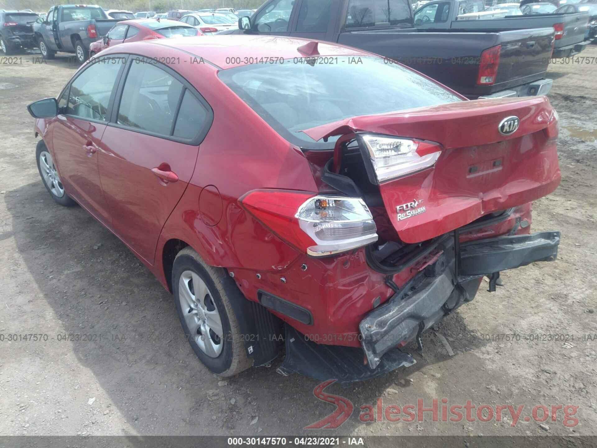 KNAFX4A60G5555735 2016 KIA FORTE