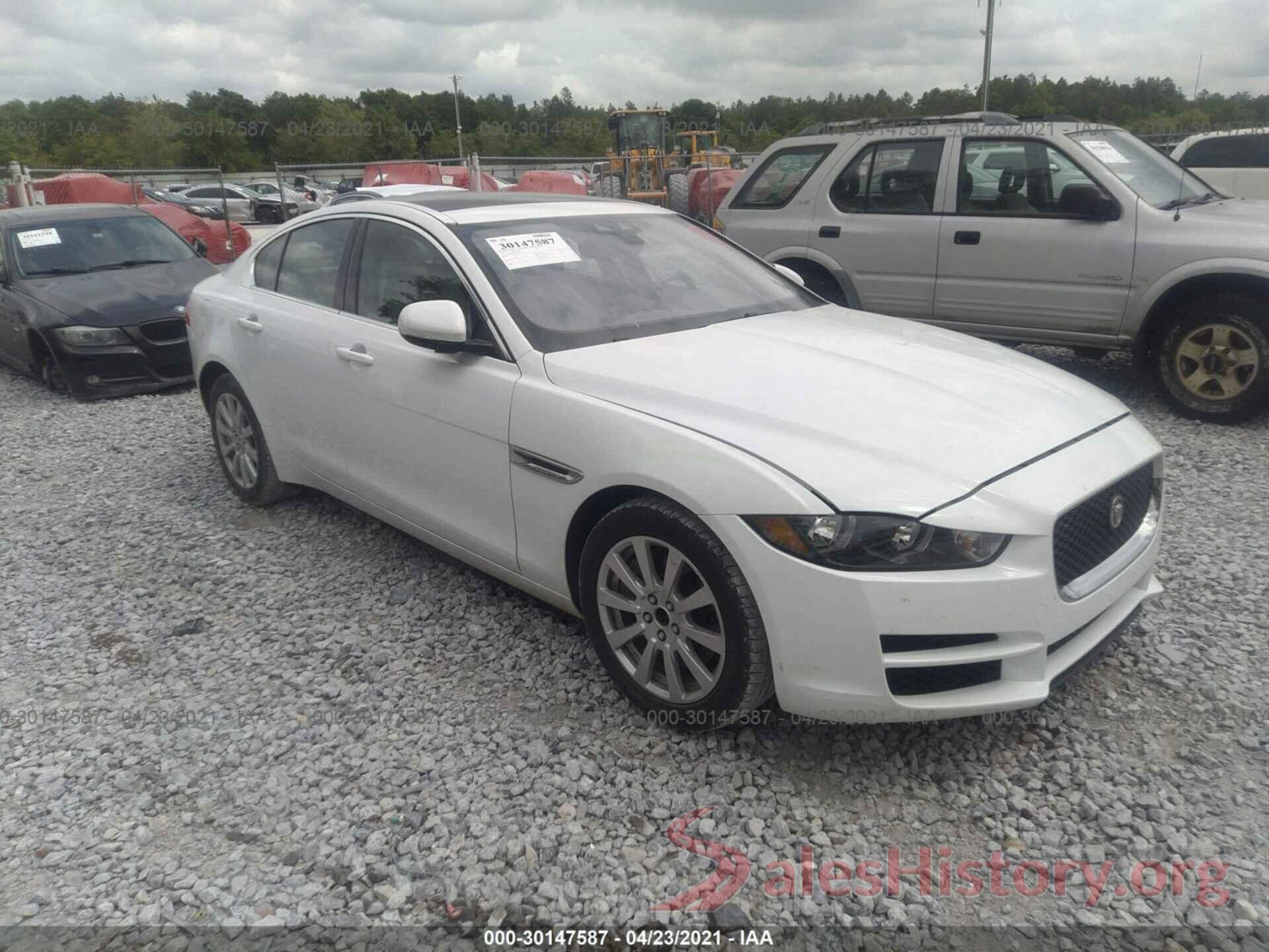 SAJAR4FX8KCP49038 2019 JAGUAR XE