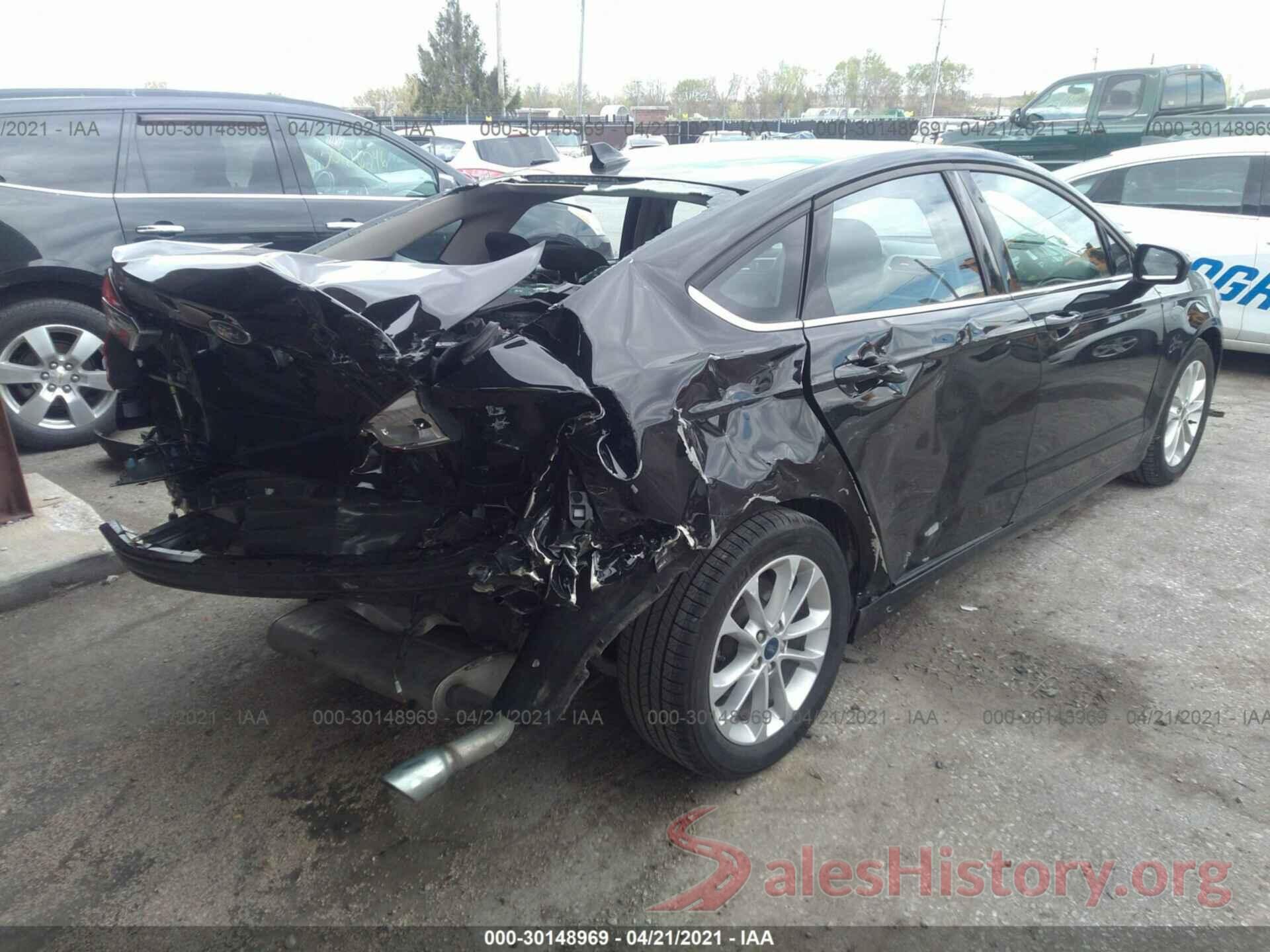 3FA6P0HD0KR250697 2019 FORD FUSION