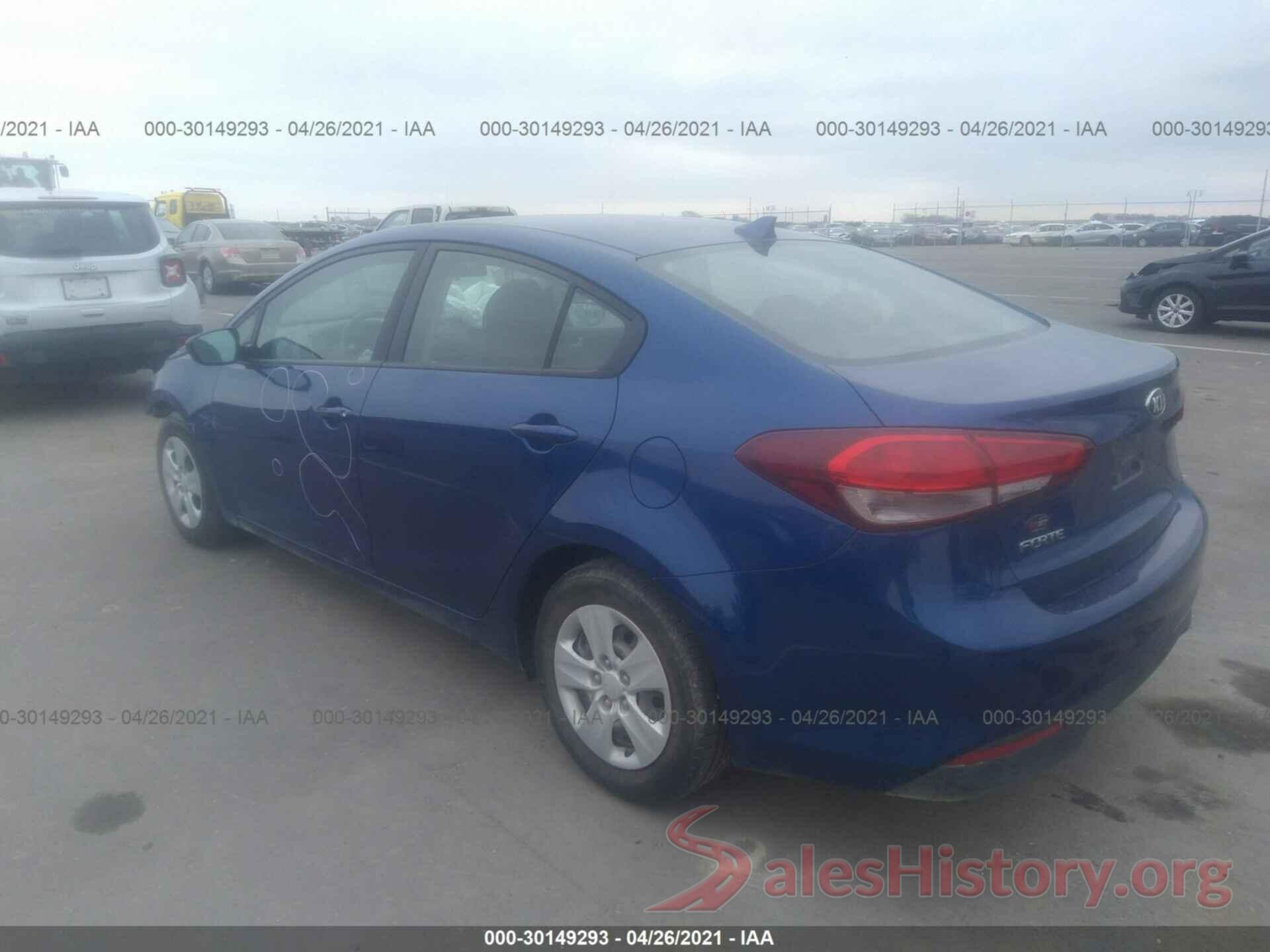 3KPFK4A7XHE071166 2017 KIA FORTE