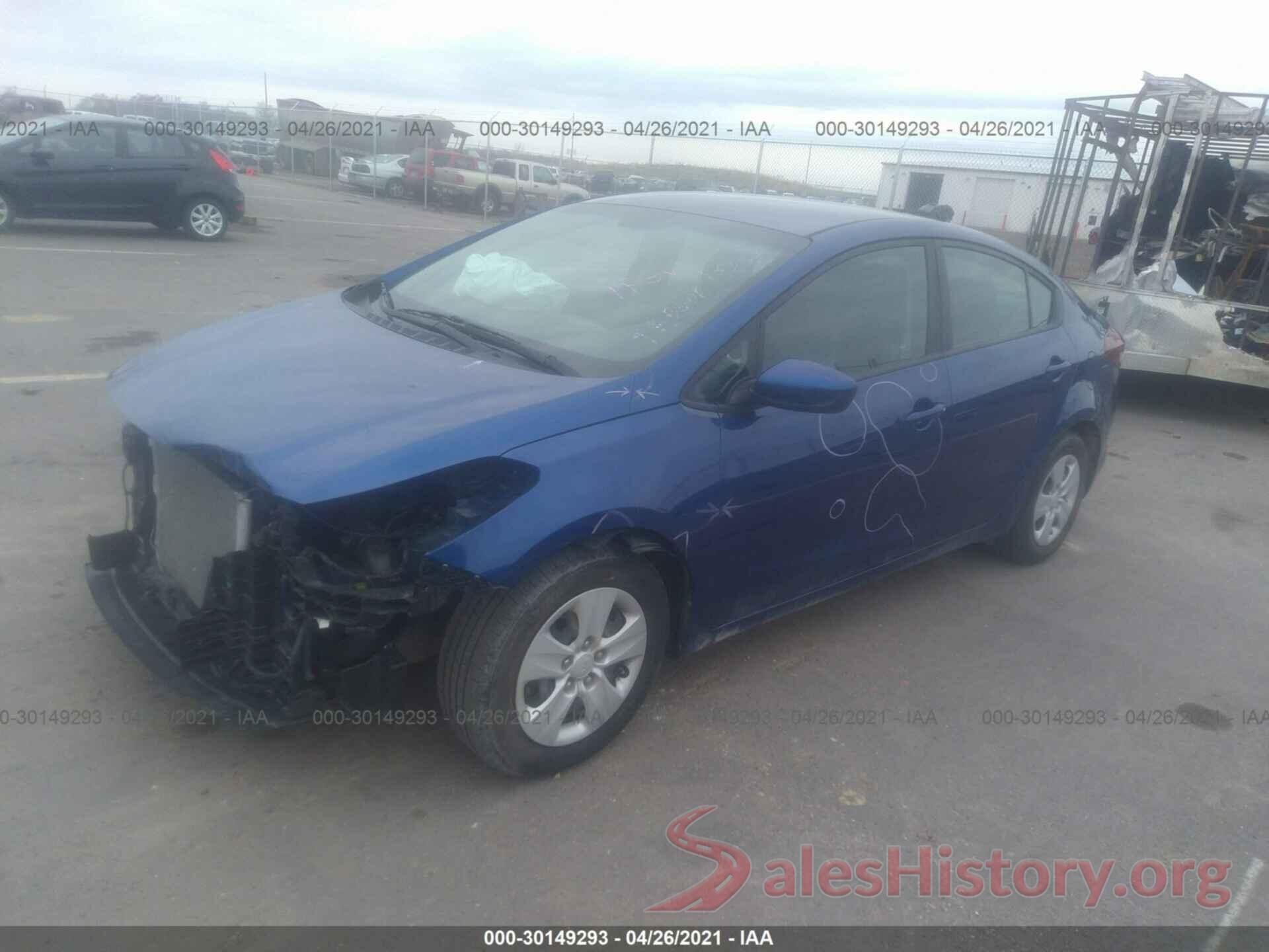 3KPFK4A7XHE071166 2017 KIA FORTE