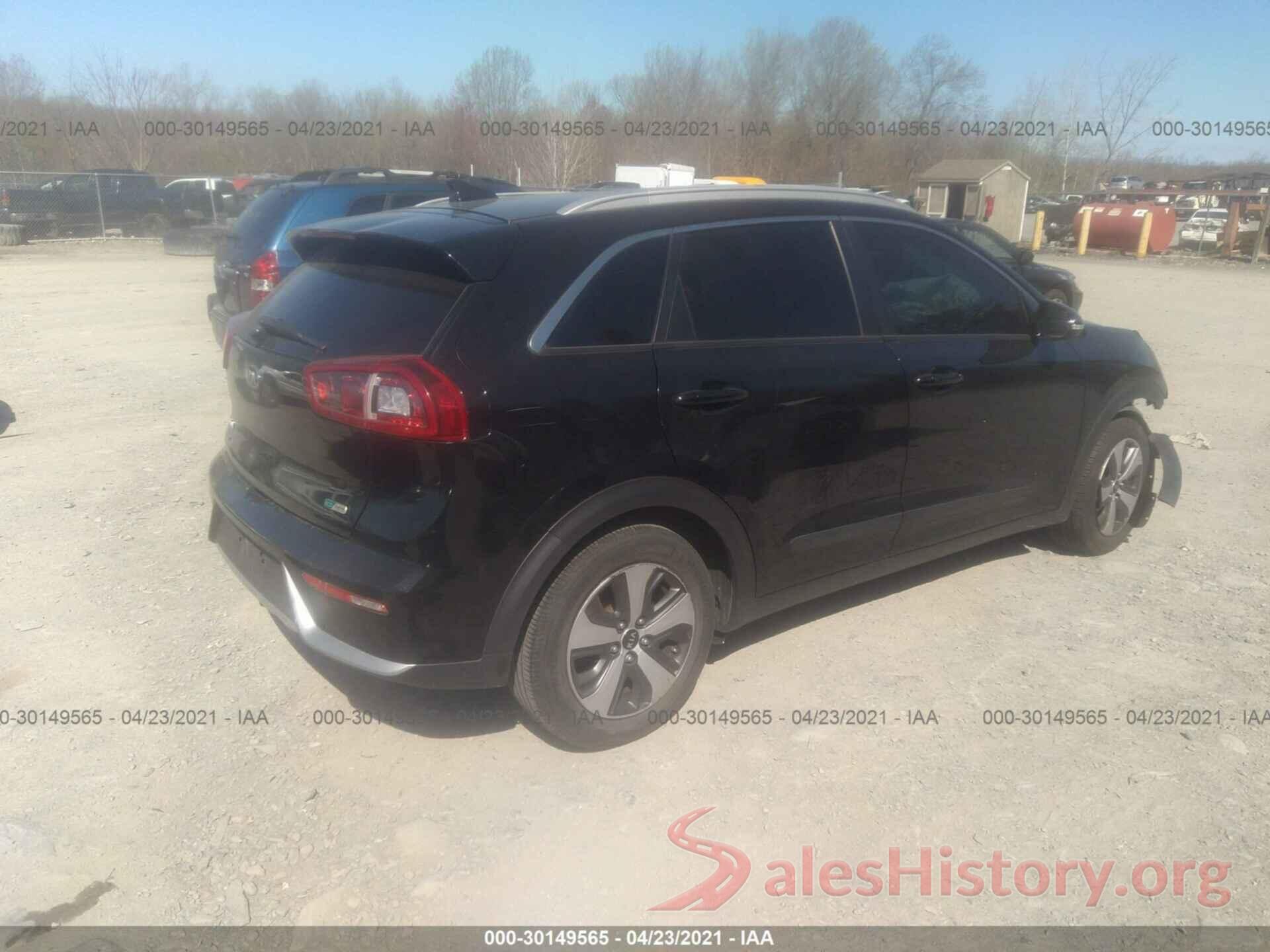 KNDCC3LC8H5041339 2017 KIA NIRO