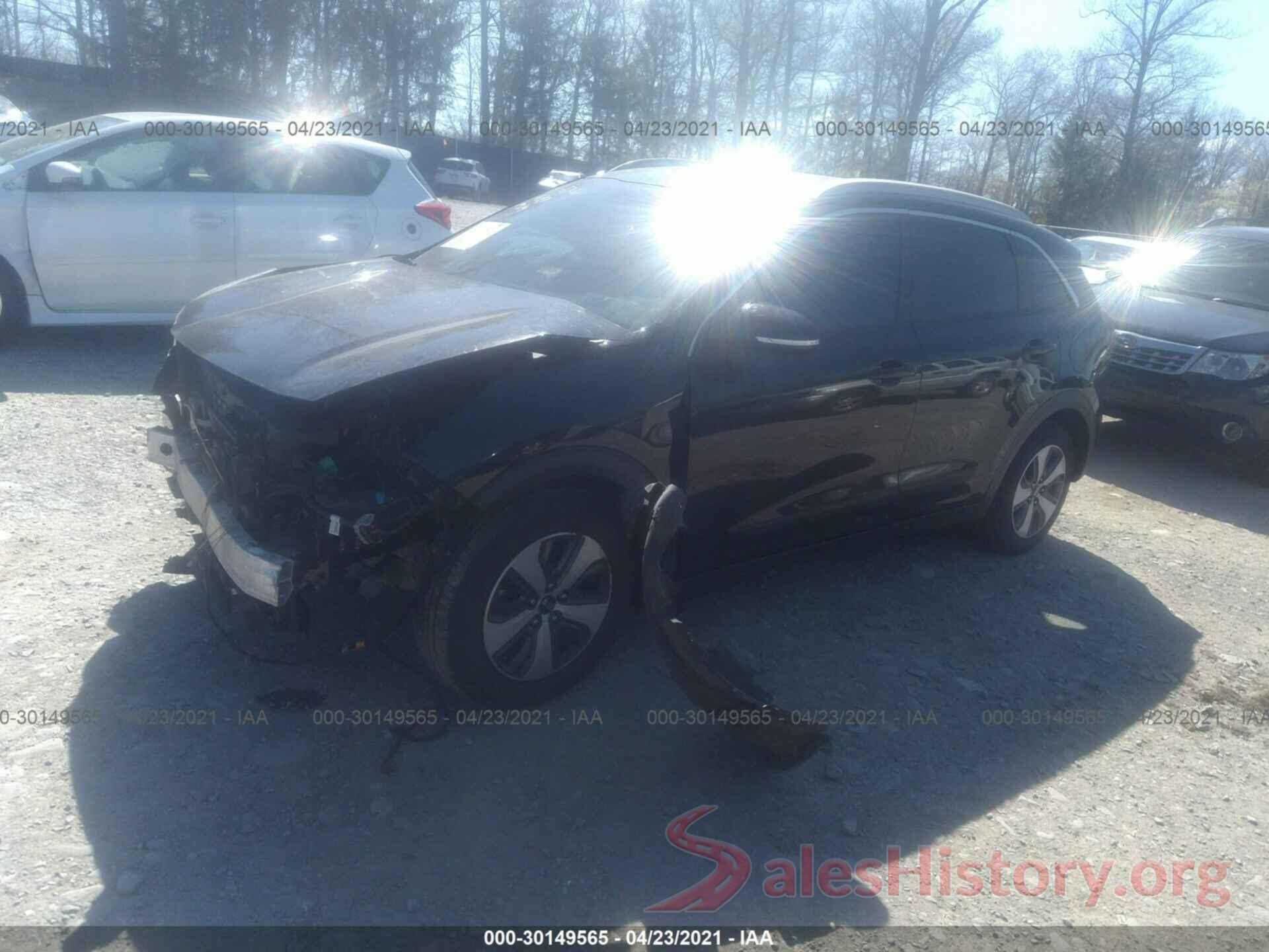 KNDCC3LC8H5041339 2017 KIA NIRO