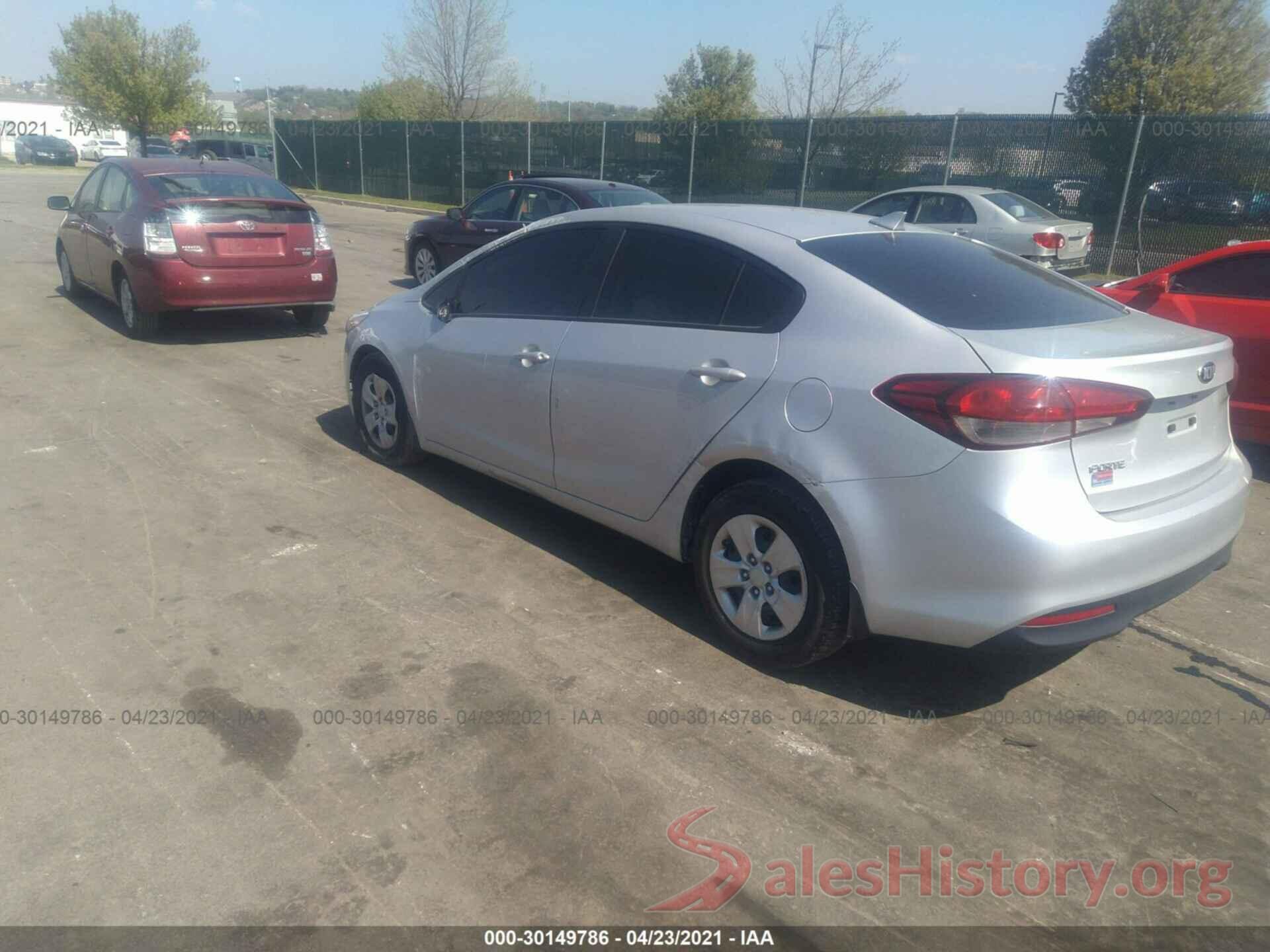 3KPFK4A75JE230309 2018 KIA FORTE