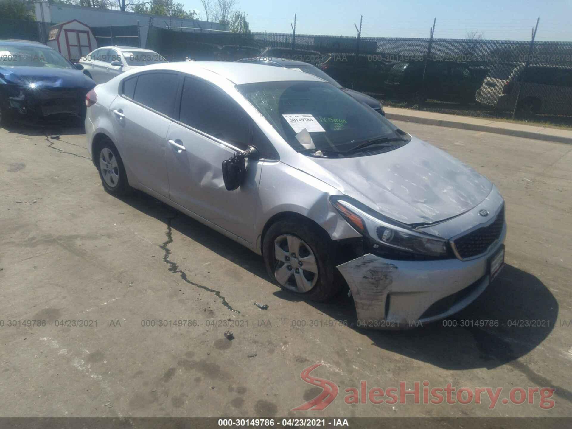 3KPFK4A75JE230309 2018 KIA FORTE