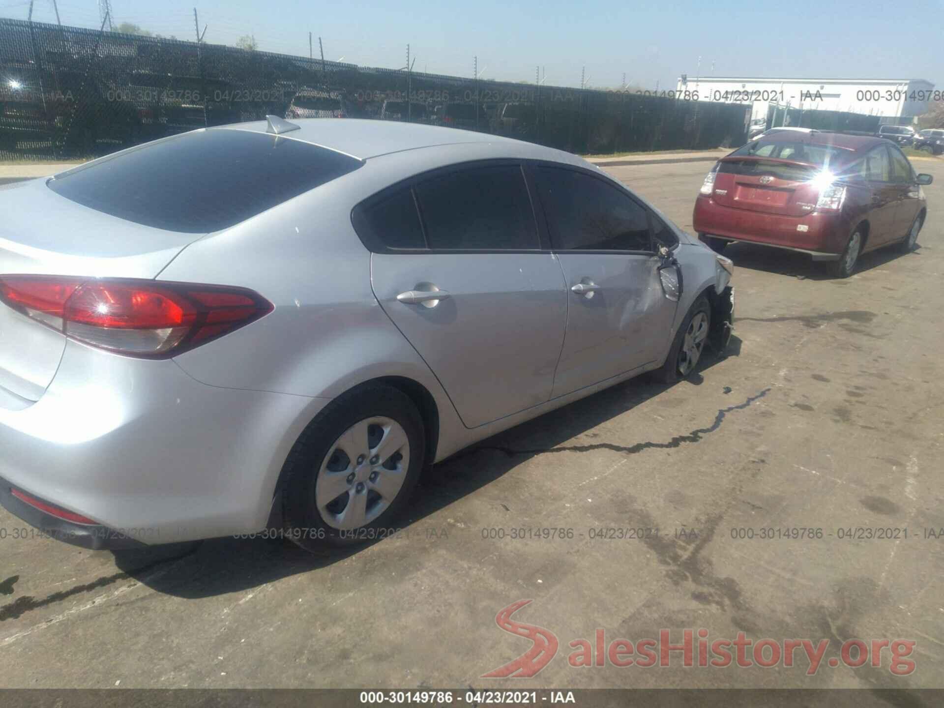 3KPFK4A75JE230309 2018 KIA FORTE