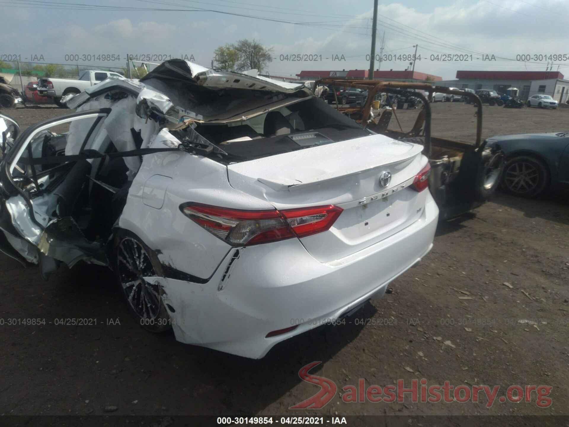 4T1B11HK9KU755561 2019 TOYOTA CAMRY