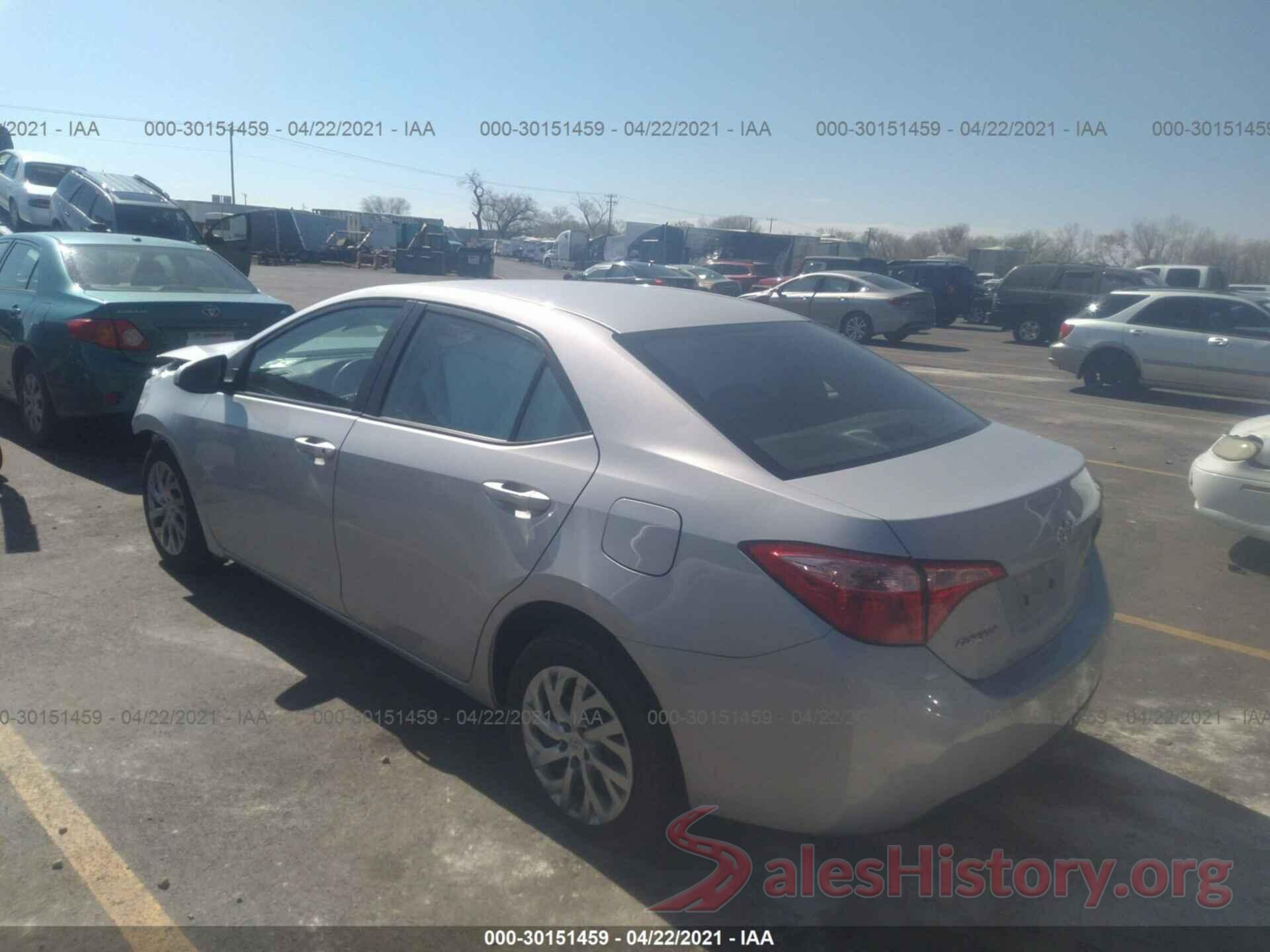 2T1BURHE9JC115575 2018 TOYOTA COROLLA