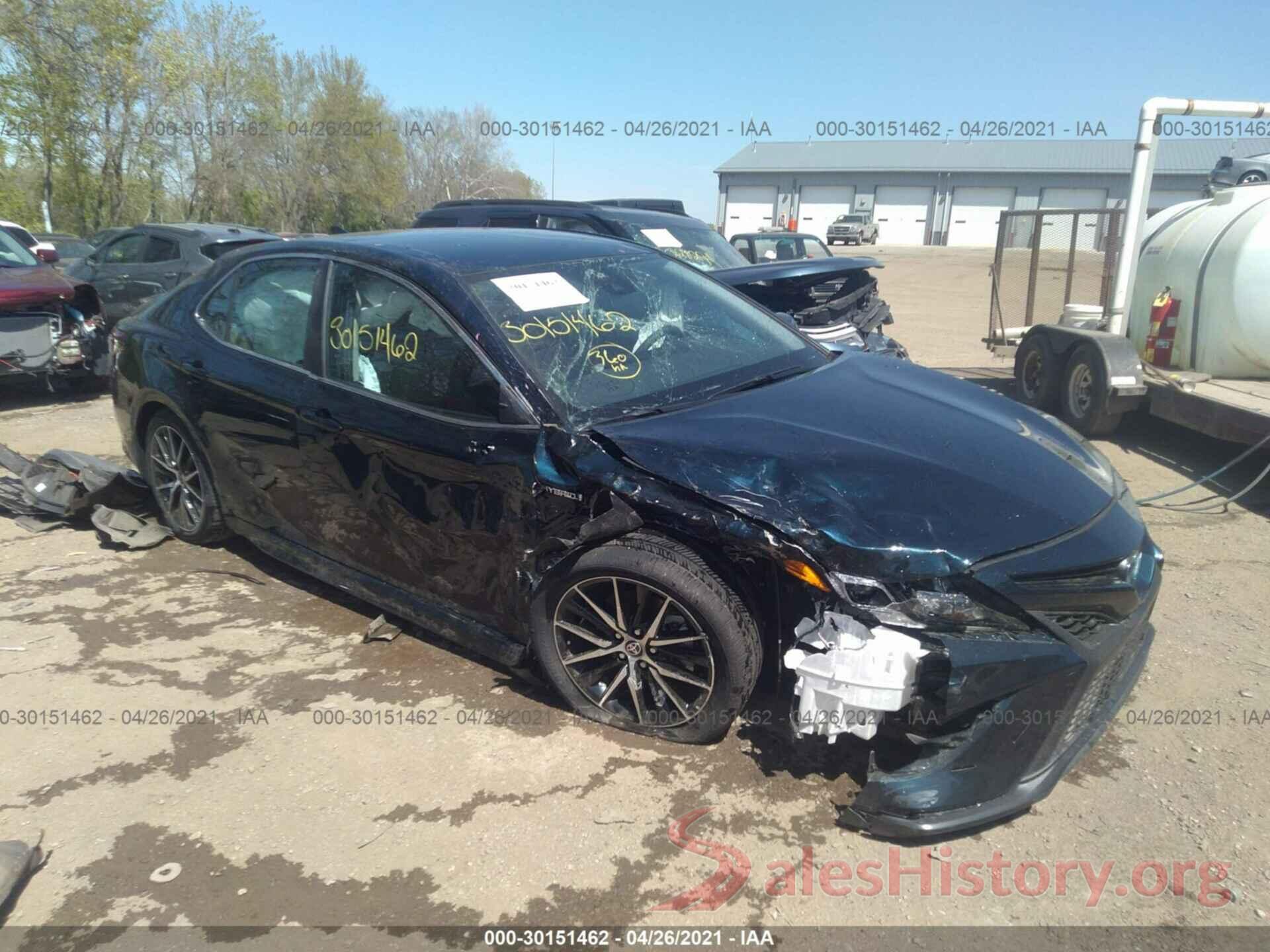 4T1G31AK3MU555613 2021 TOYOTA CAMRY