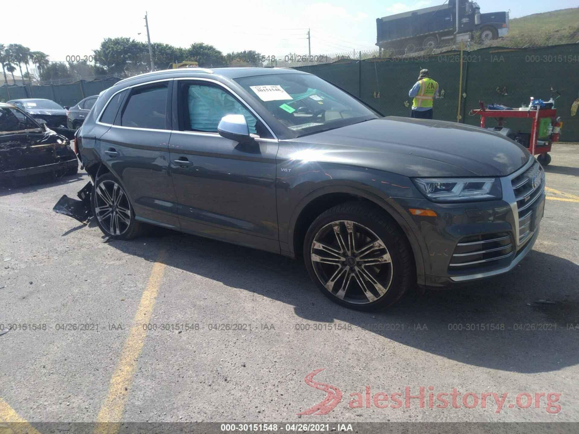 WA1A4AFY5J2132957 2018 AUDI SQ5