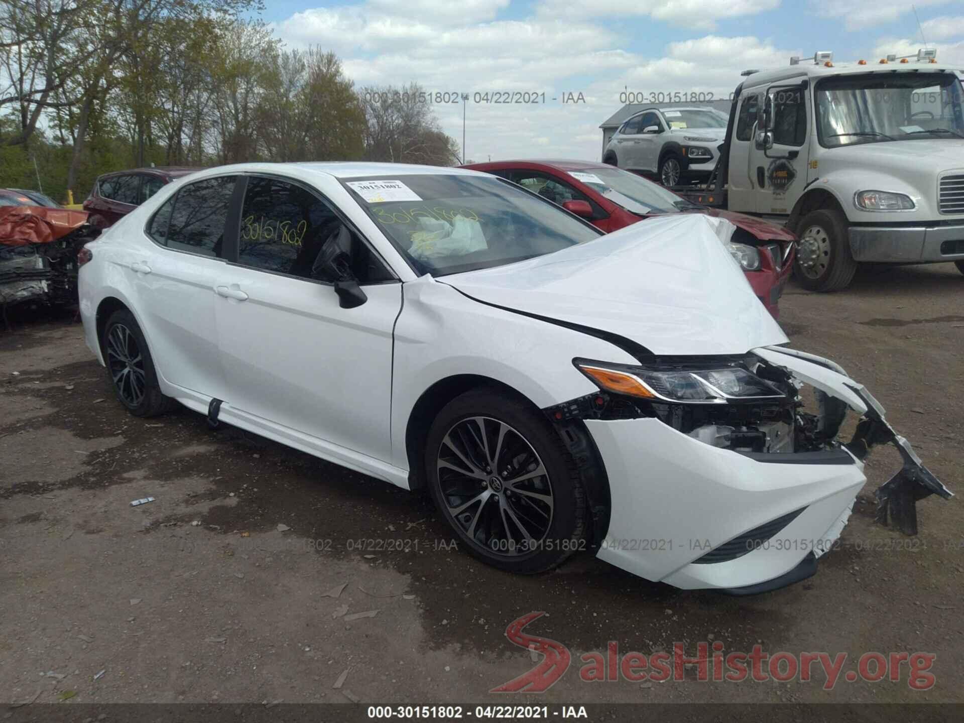 4T1G11AK6LU369861 2020 TOYOTA CAMRY