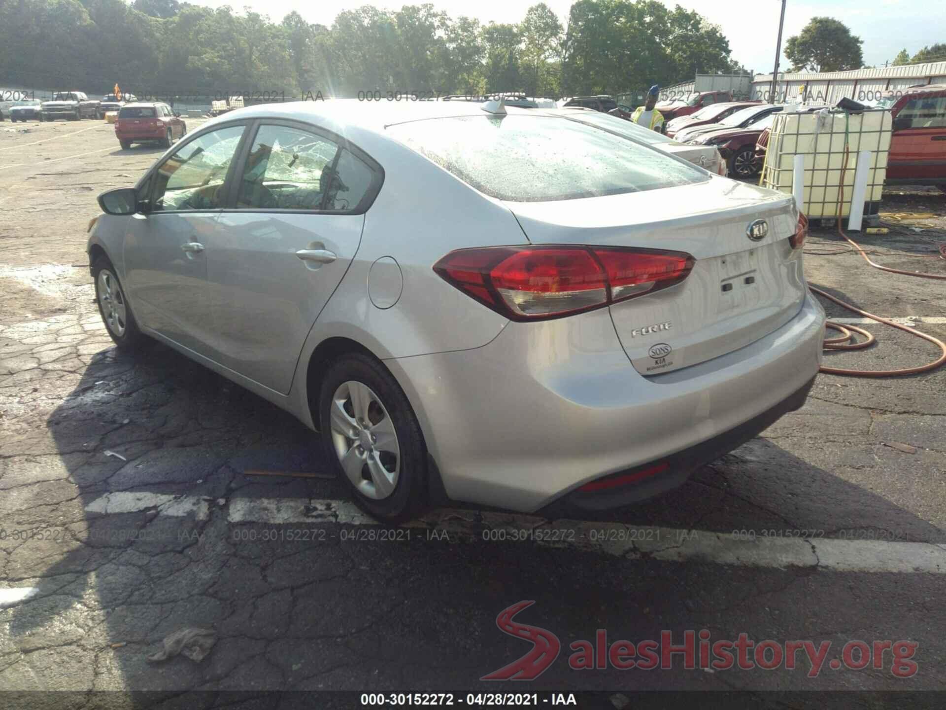 3KPFK4A71HE121985 2017 KIA FORTE