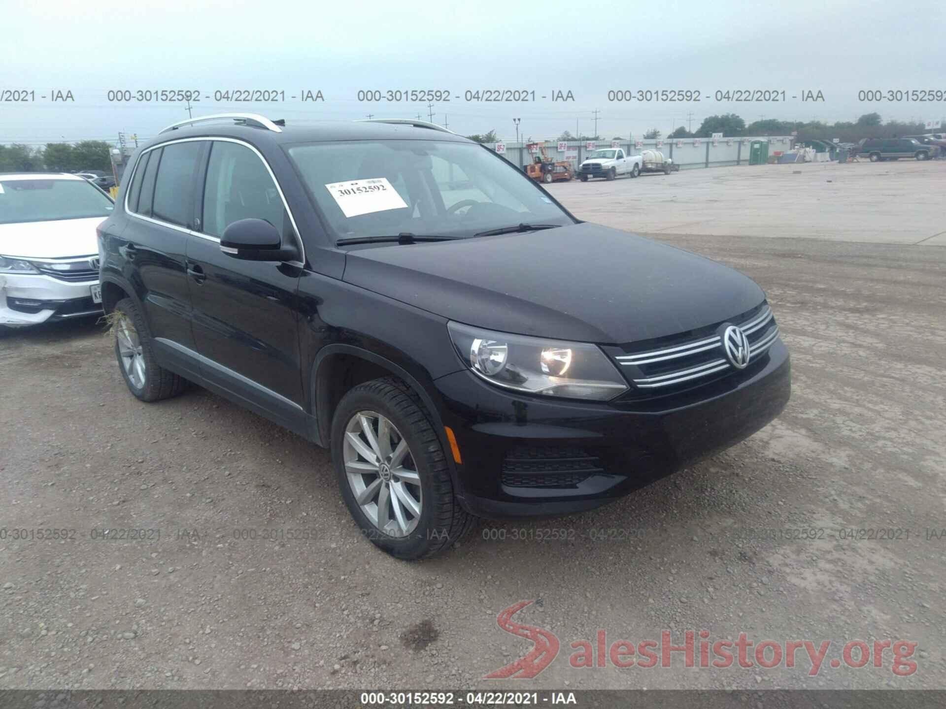 WVGRV7AX0HK003747 2017 VOLKSWAGEN TIGUAN