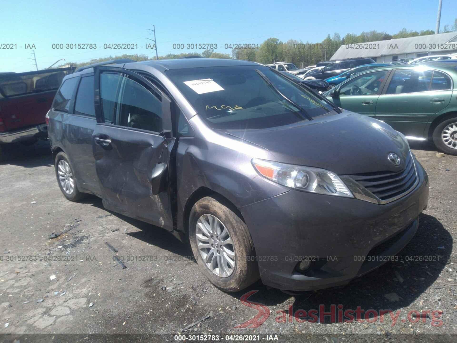 5TDYZ3DC0HS873500 2017 TOYOTA SIENNA