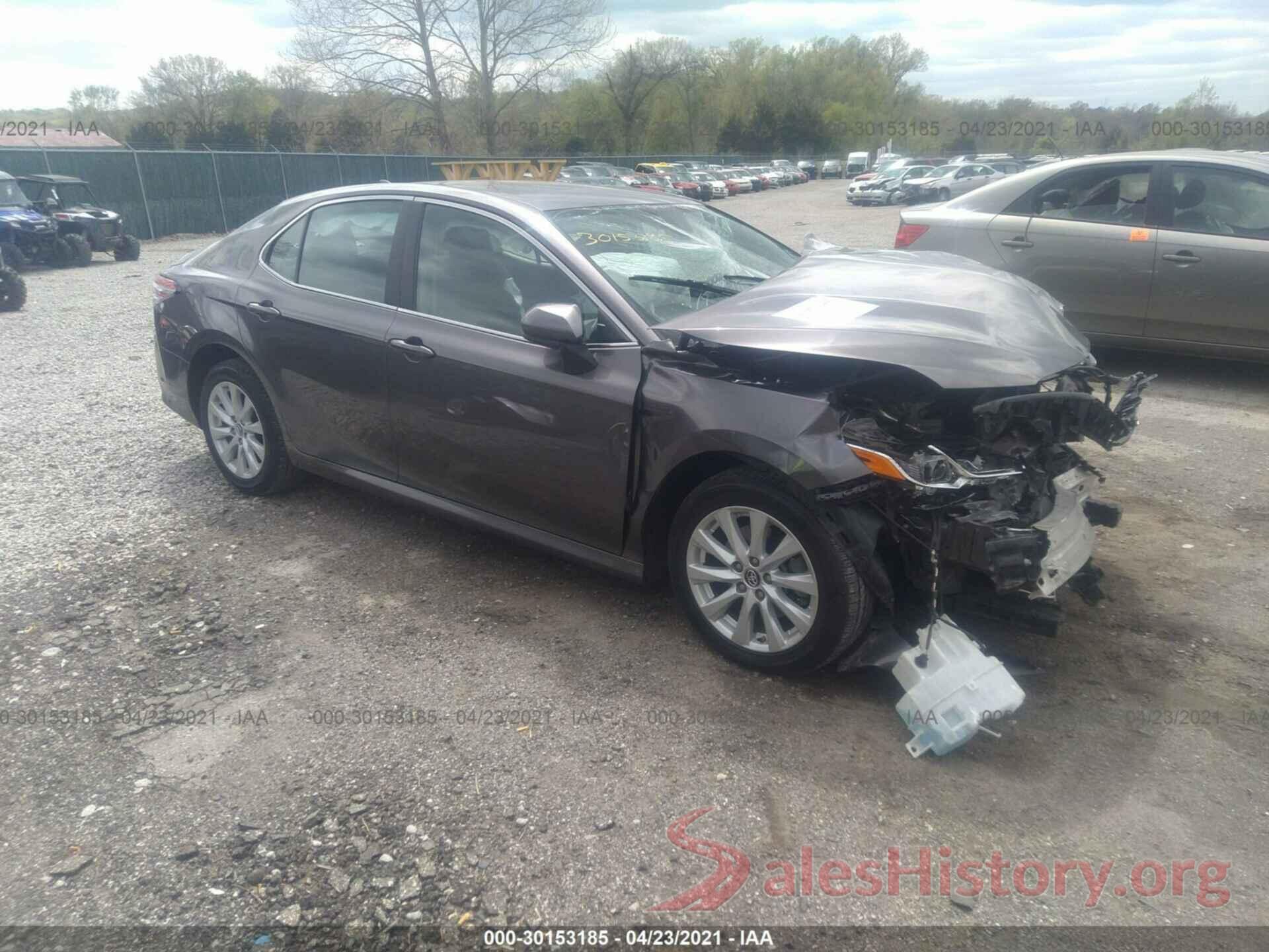 4T1B11HKXKU168026 2019 TOYOTA CAMRY