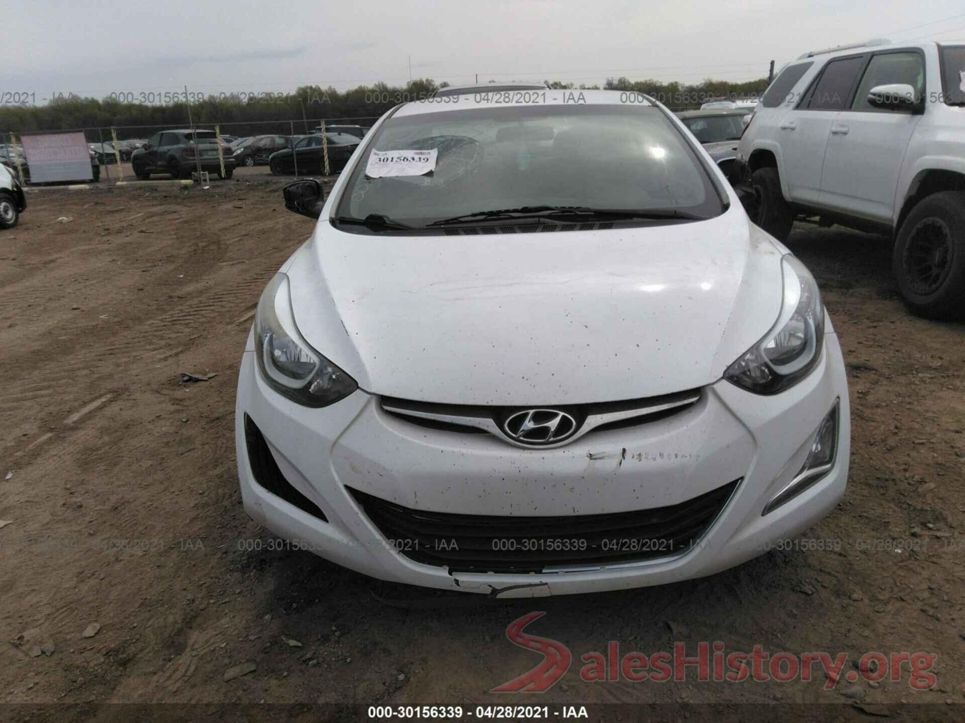 5NPDH4AE4FH641806 2015 HYUNDAI ELANTRA