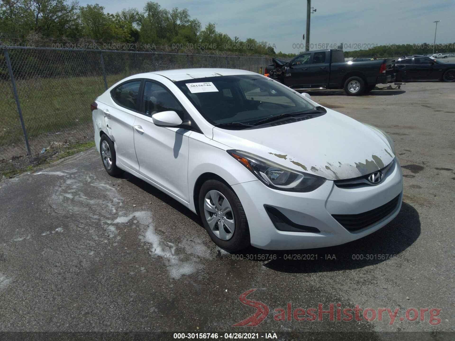 5NPDH4AE5GH757601 2016 HYUNDAI ELANTRA