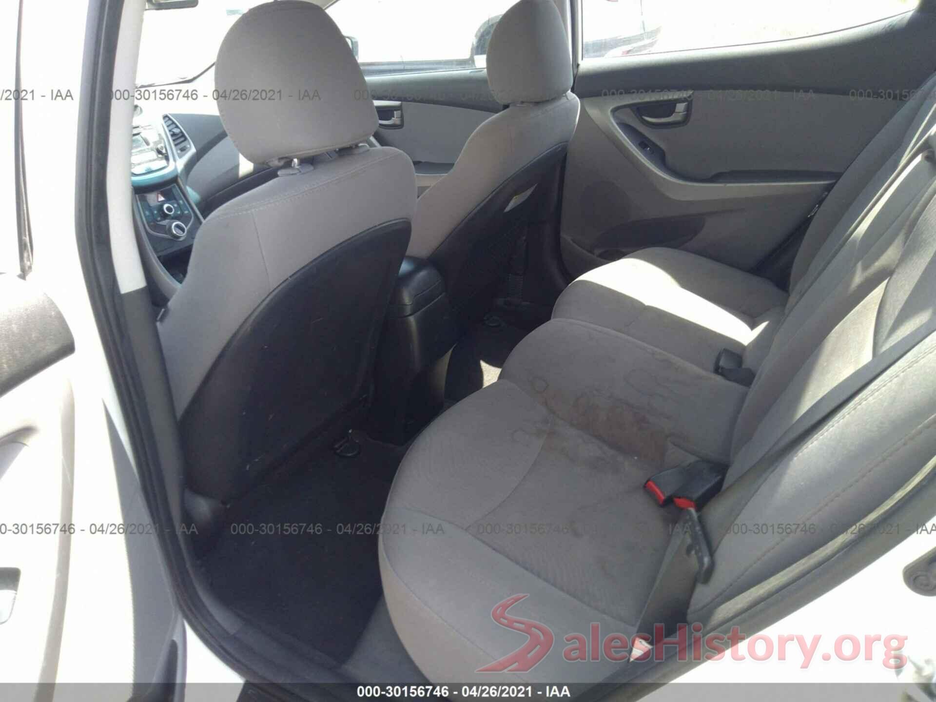 5NPDH4AE5GH757601 2016 HYUNDAI ELANTRA