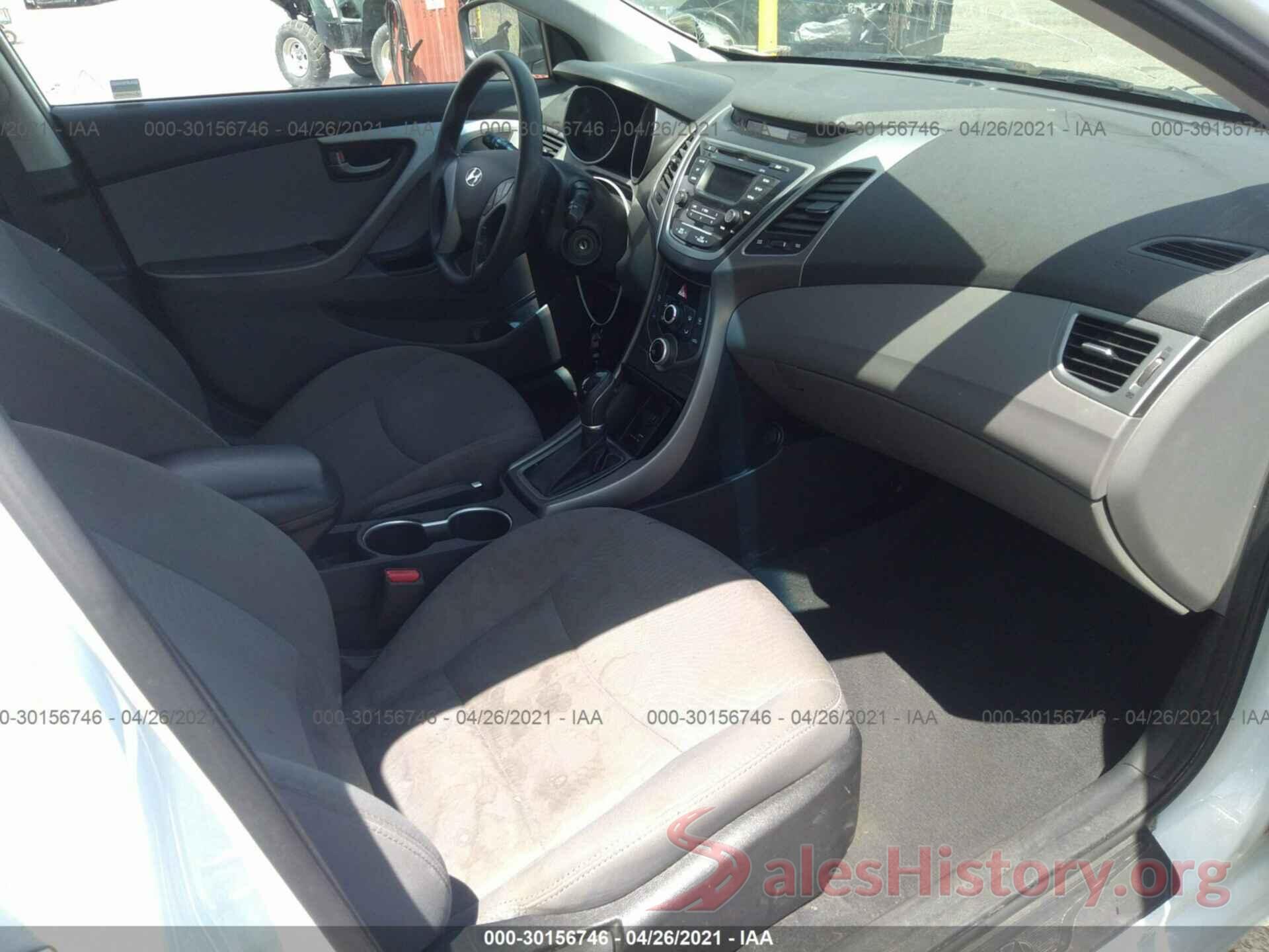 5NPDH4AE5GH757601 2016 HYUNDAI ELANTRA