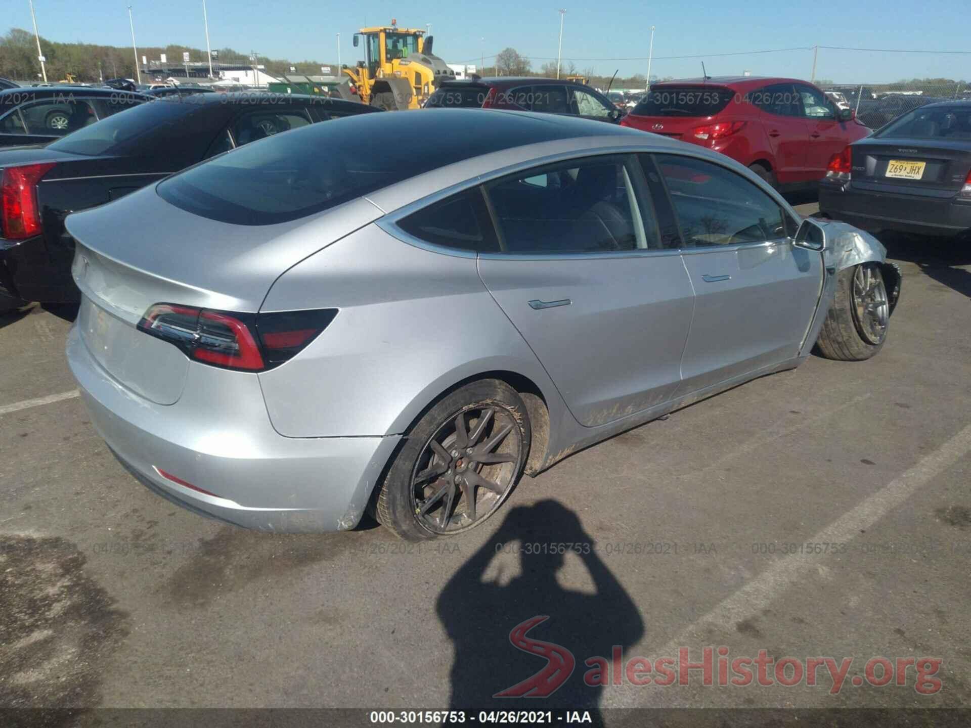 5YJ3E1EBXJF054455 2018 TESLA MODEL 3