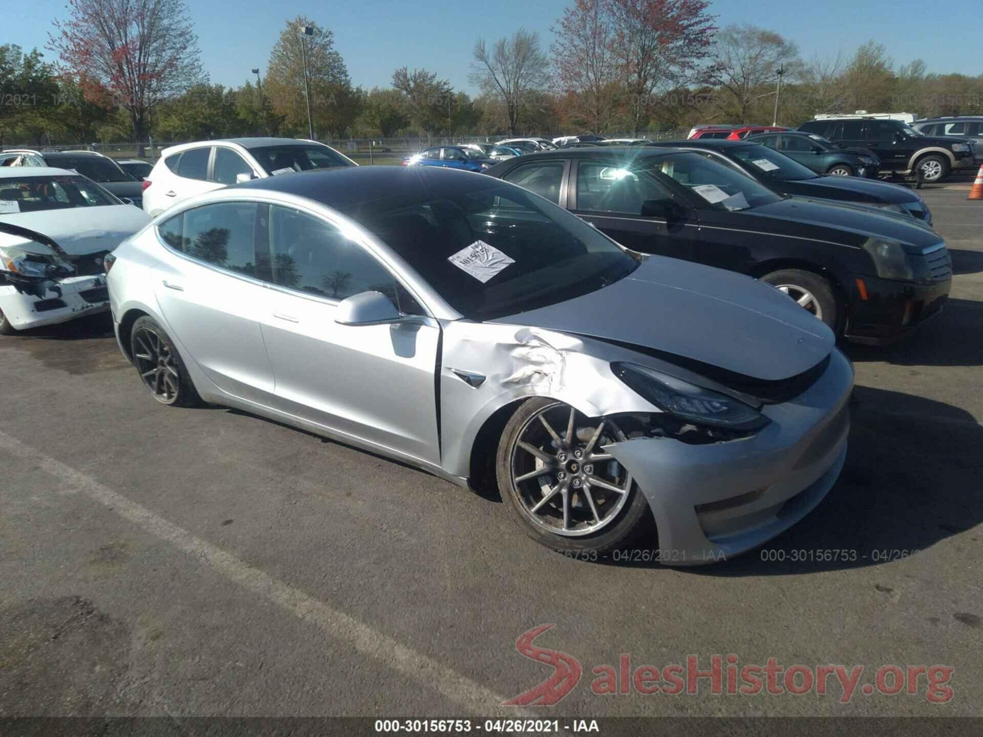 5YJ3E1EBXJF054455 2018 TESLA MODEL 3