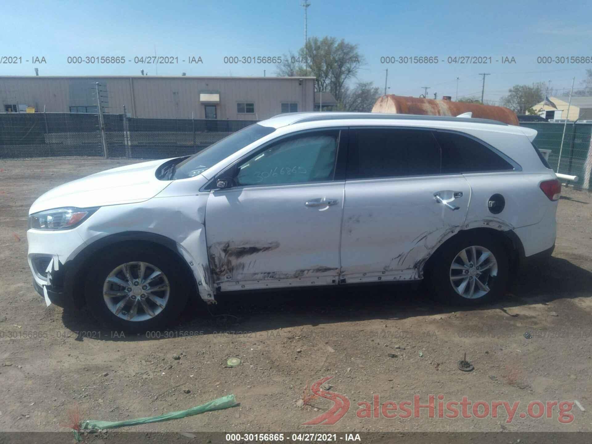 5XYPGDA38HG265264 2017 KIA SORENTO