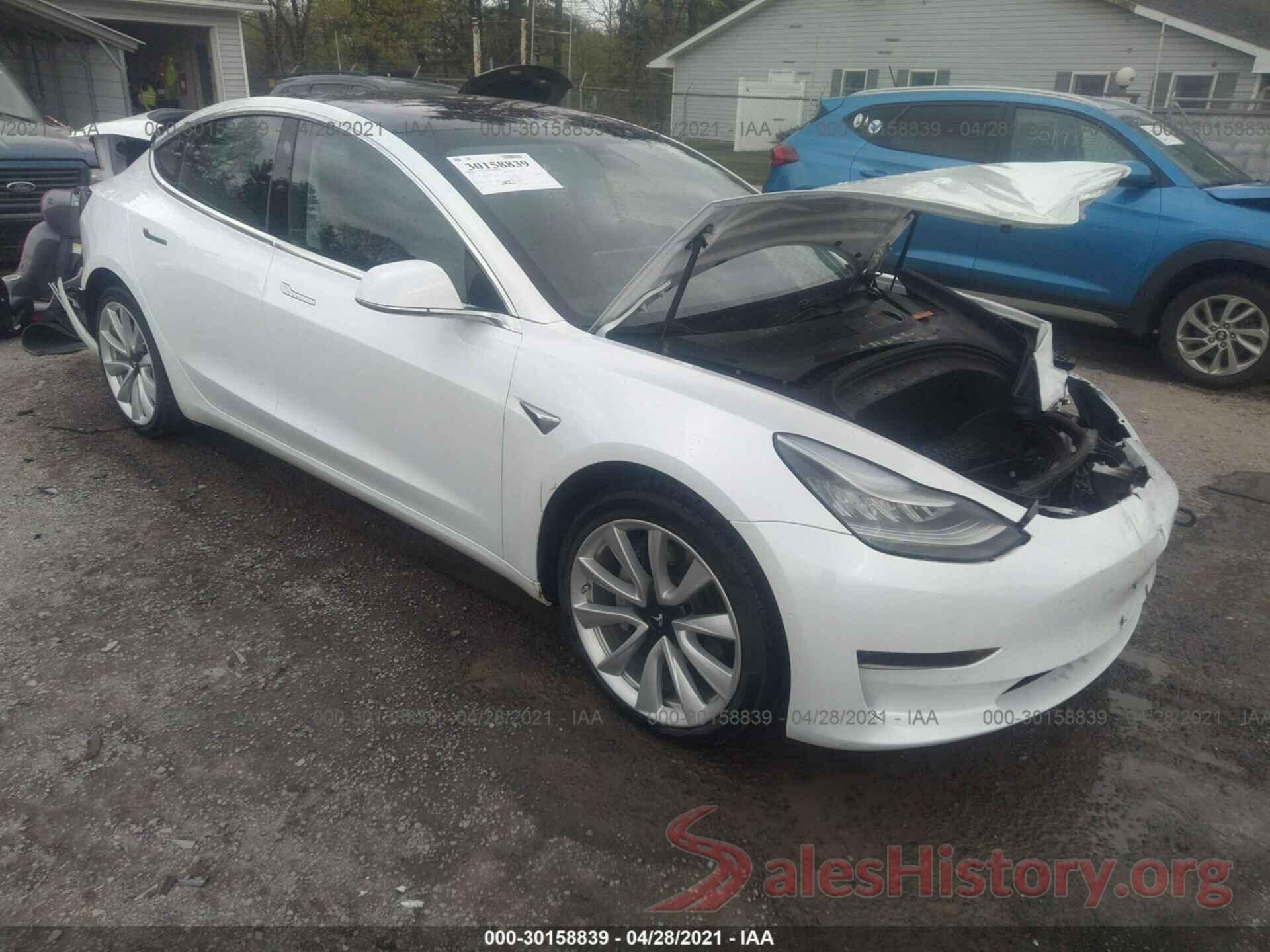 5YJ3E1EB8JF117794 2018 TESLA MODEL 3