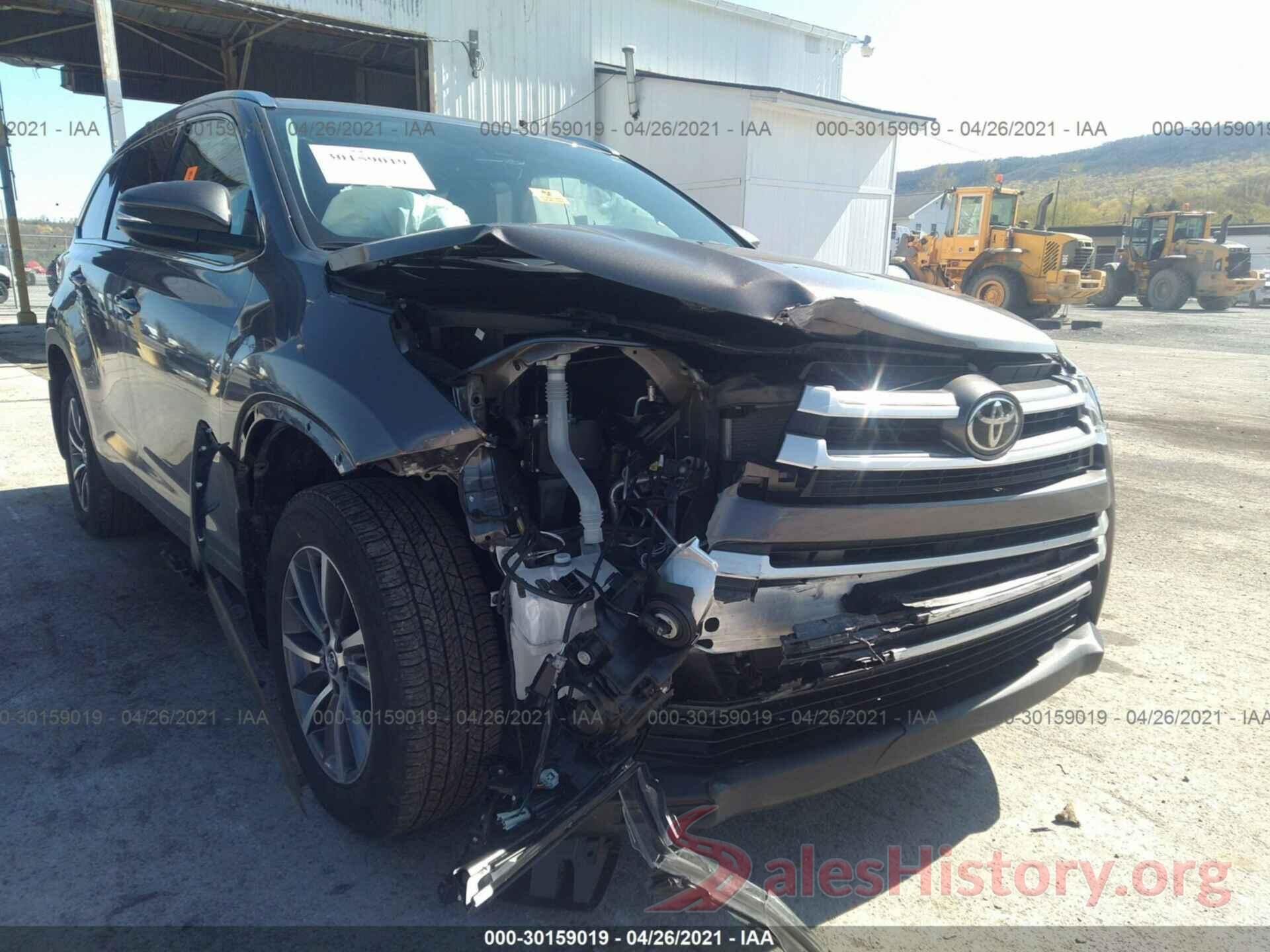 5TDJZRFH9KS710252 2019 TOYOTA HIGHLANDER