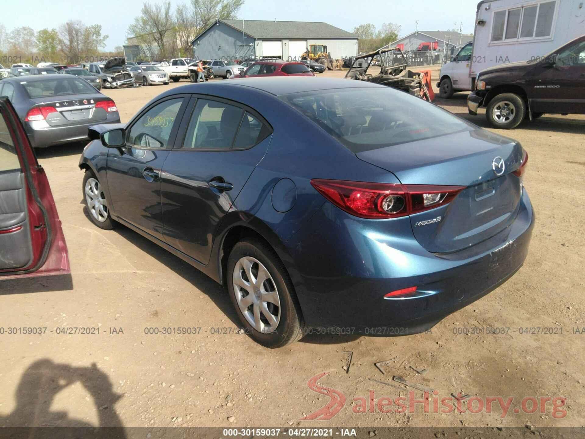 3MZBN1U72JM212692 2018 MAZDA MAZDA3 4-DOOR