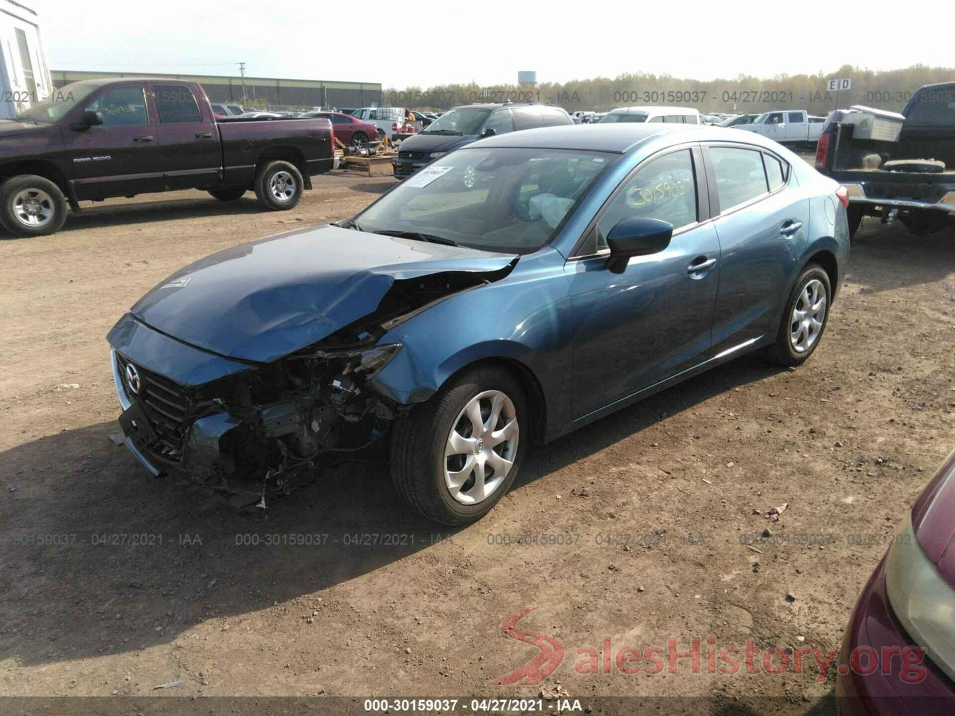 3MZBN1U72JM212692 2018 MAZDA MAZDA3 4-DOOR