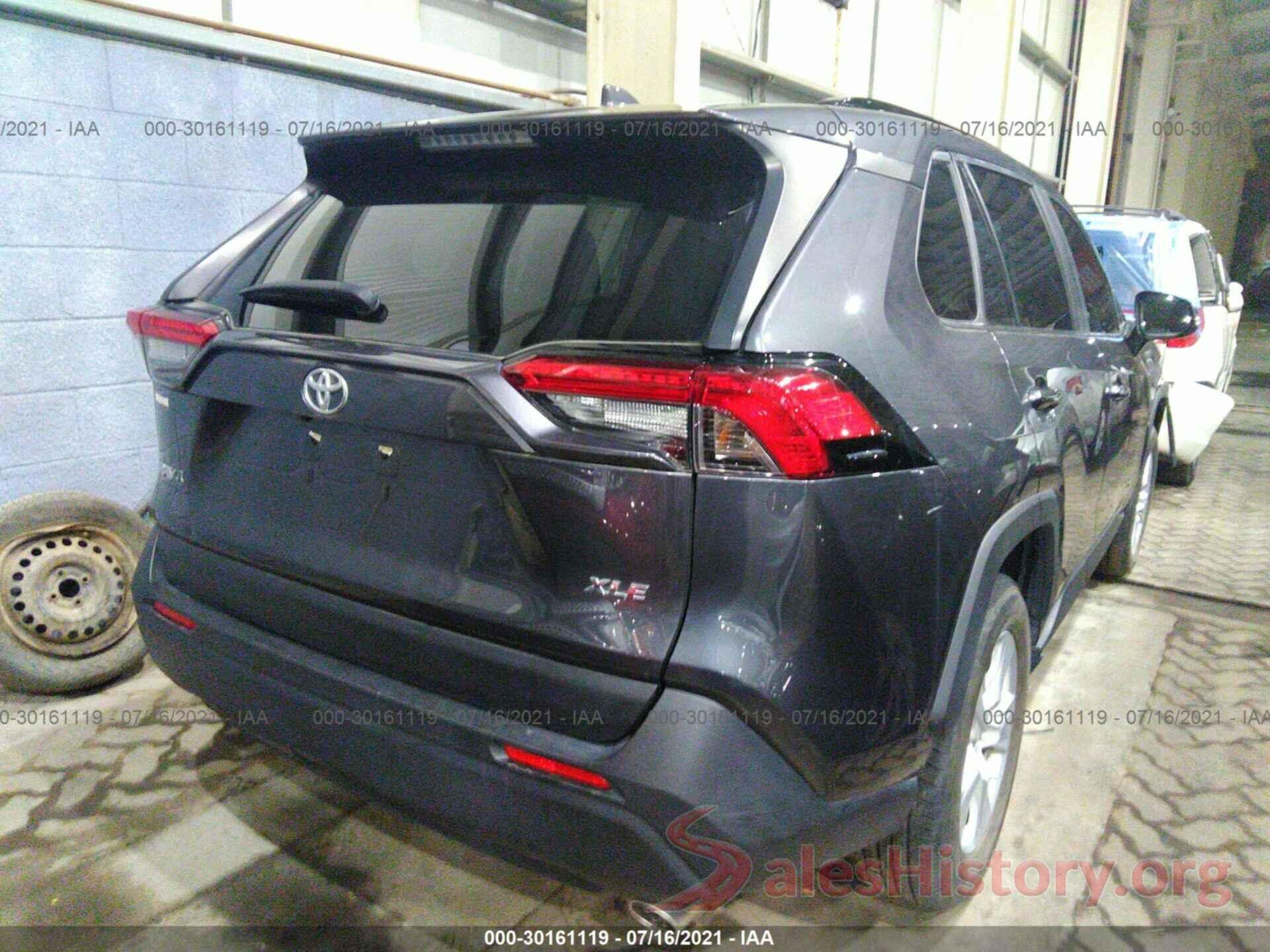 000W1RFV1KD501151 2019 TOYOTA RAV4