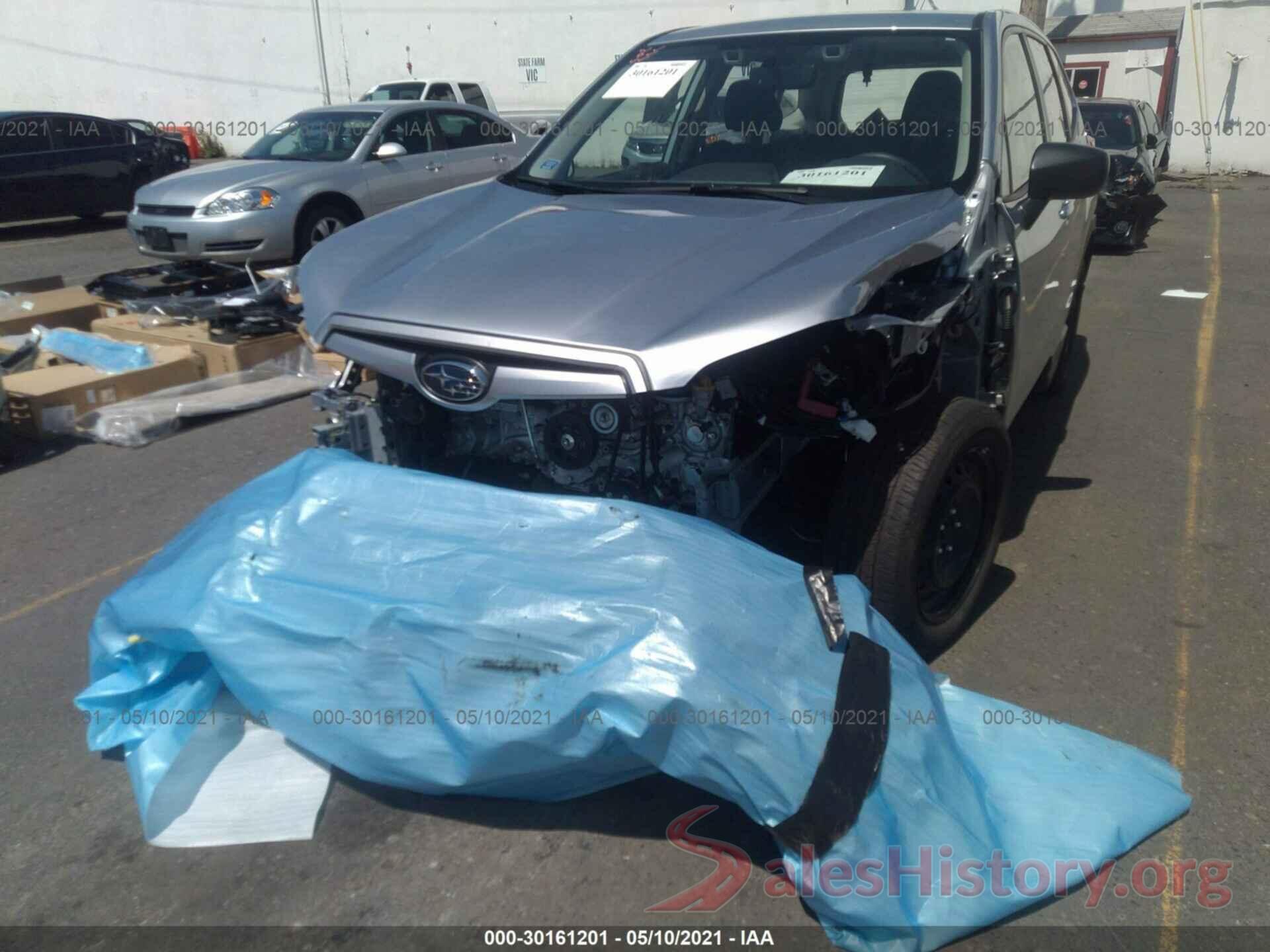 JF2SKAAC8KH522396 2019 SUBARU FORESTER