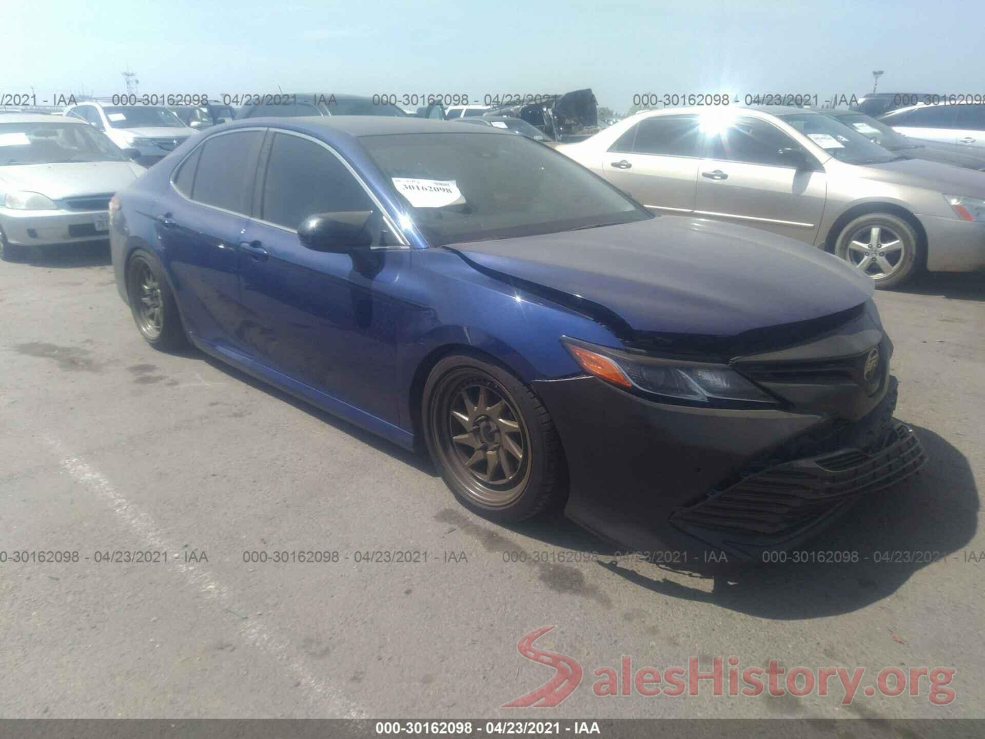 JTNB11HK3J3056897 2018 TOYOTA CAMRY