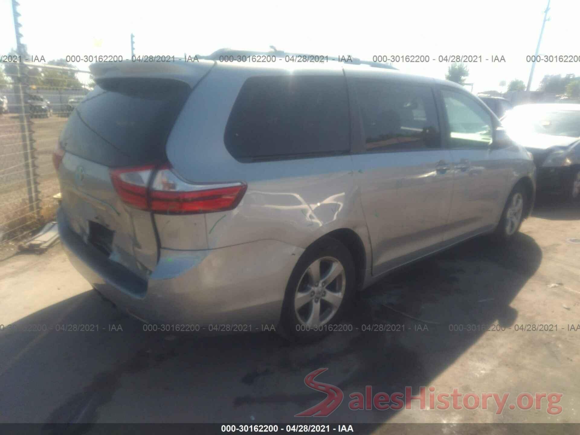 5TDKZ3DC7HS805815 2017 TOYOTA SIENNA