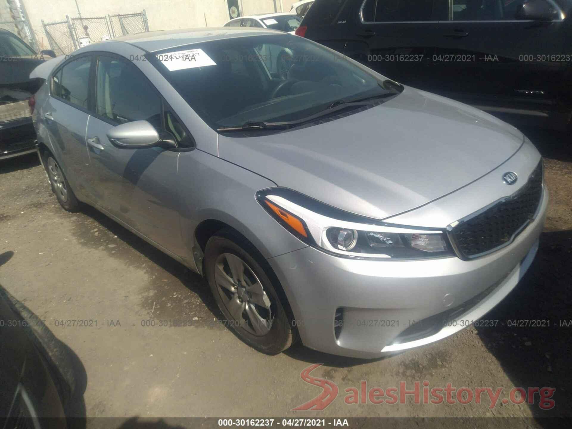 3KPFK4A70HE022106 2017 KIA FORTE