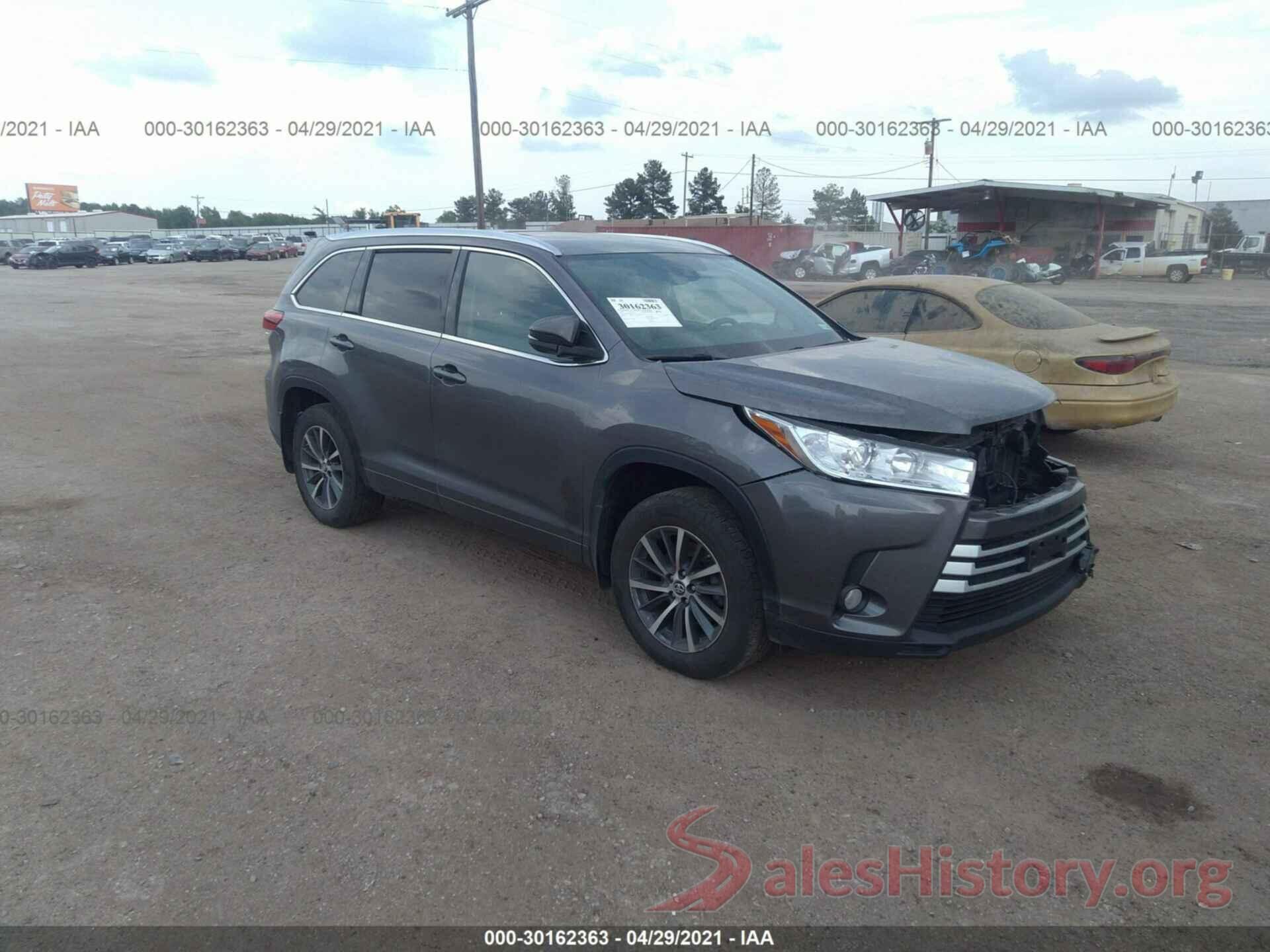 5TDJZRFHXHS385104 2017 TOYOTA HIGHLANDER