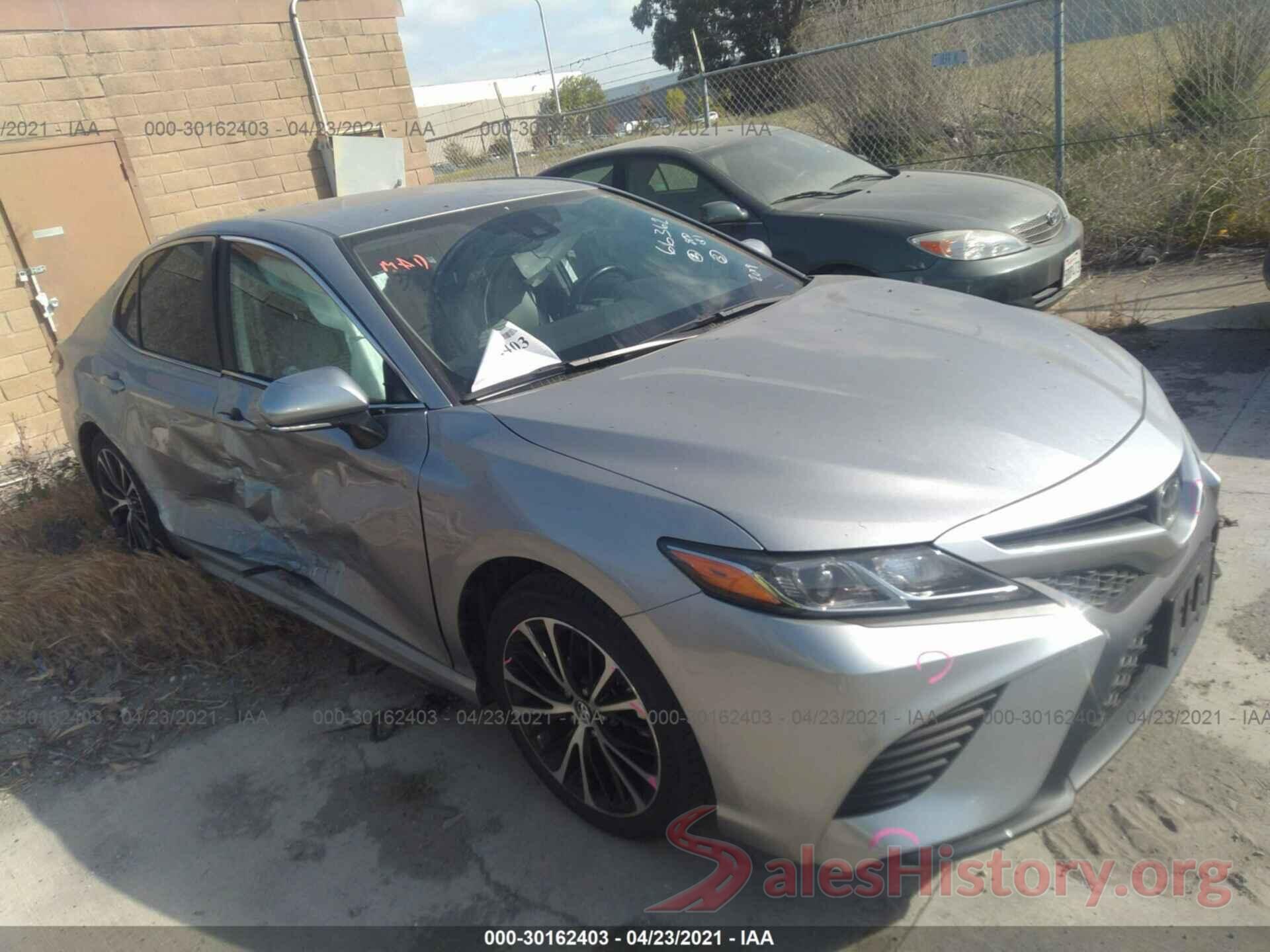 4T1B11HK8KU779138 2019 TOYOTA CAMRY