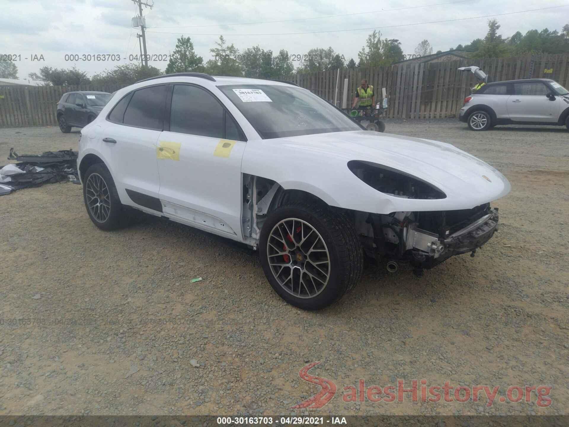 WP1AF2A5XHLB61747 2017 PORSCHE MACAN