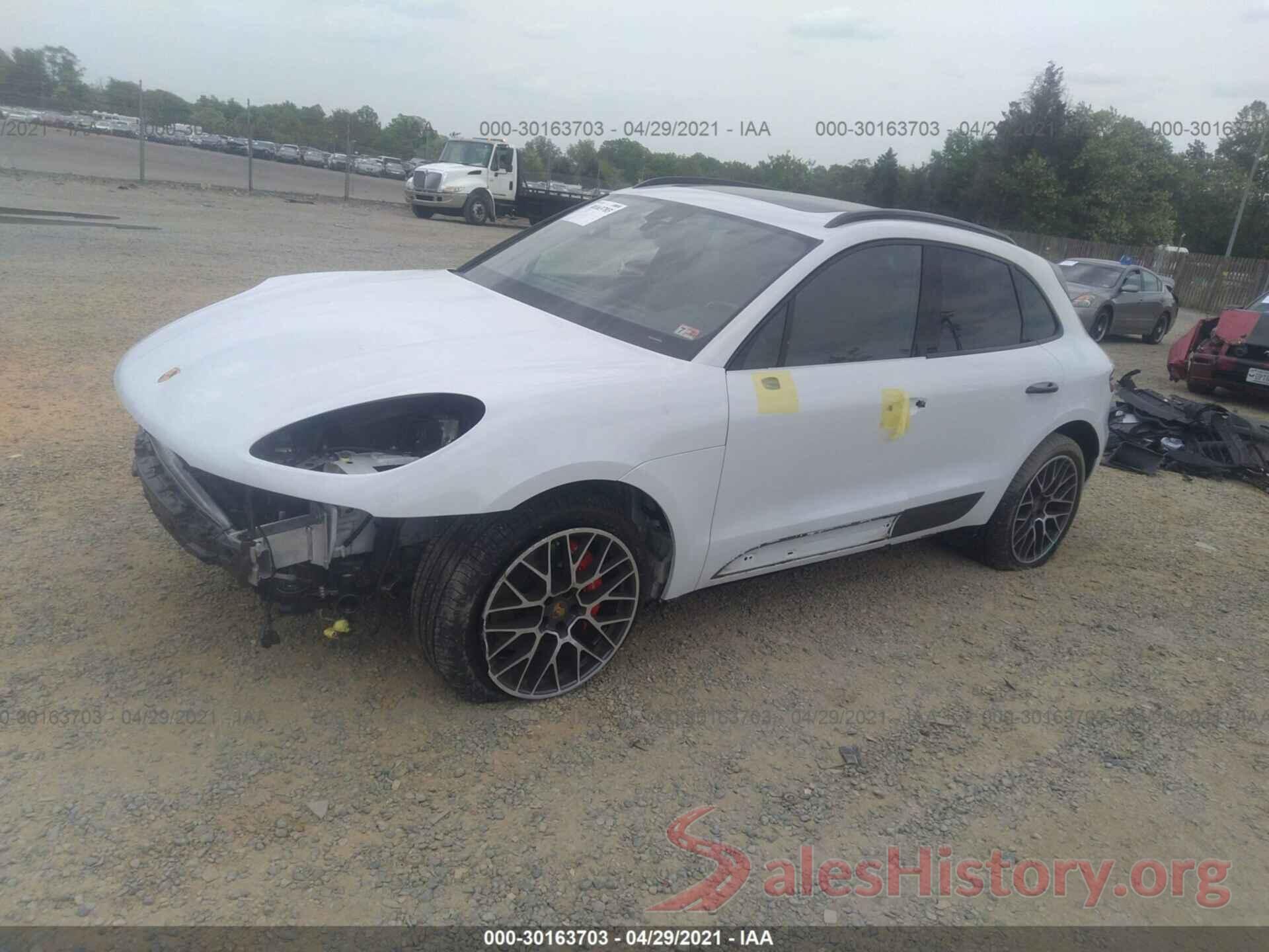 WP1AF2A5XHLB61747 2017 PORSCHE MACAN