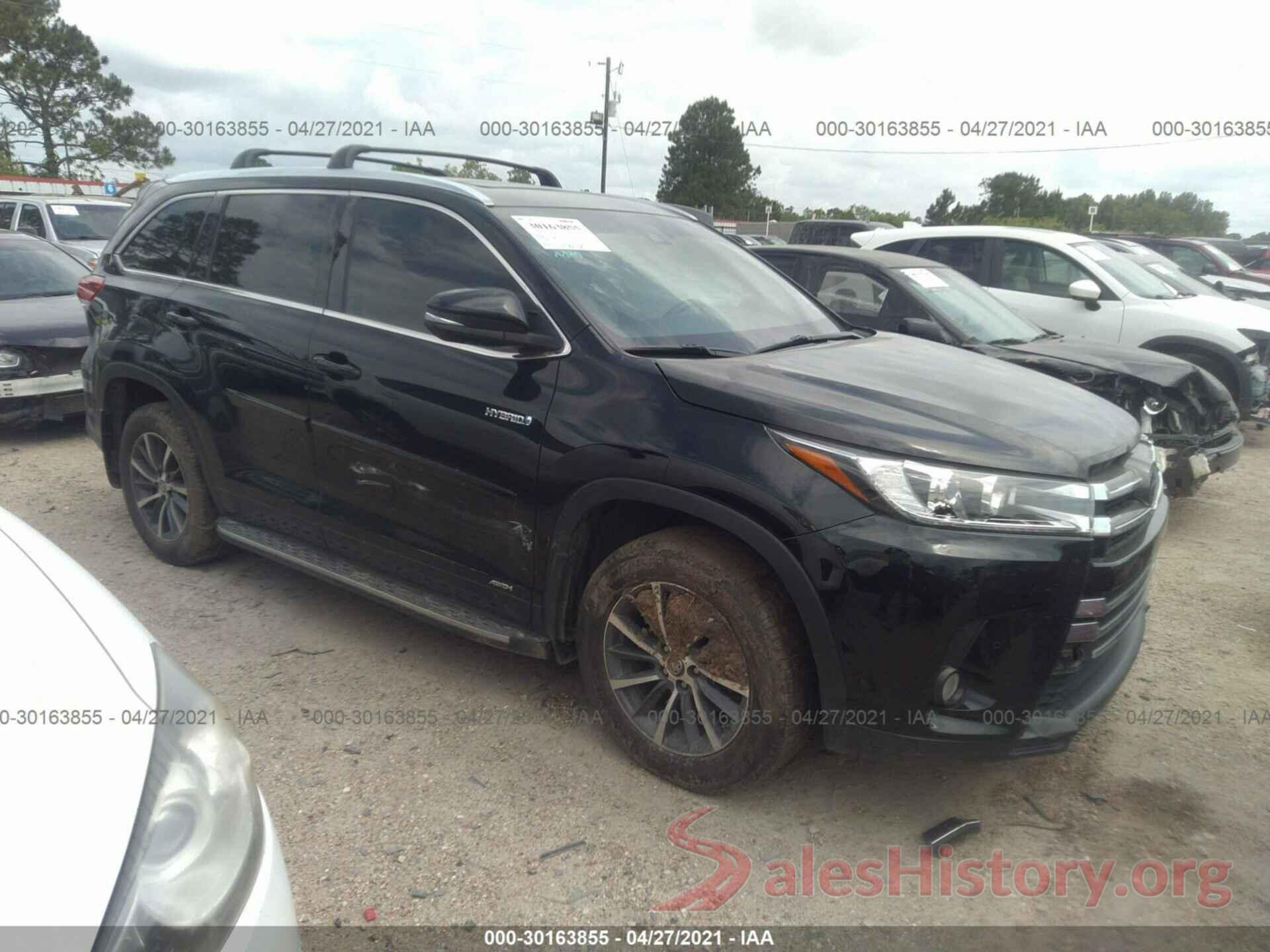 5TDDGRFH1JS050774 2018 TOYOTA HIGHLANDER