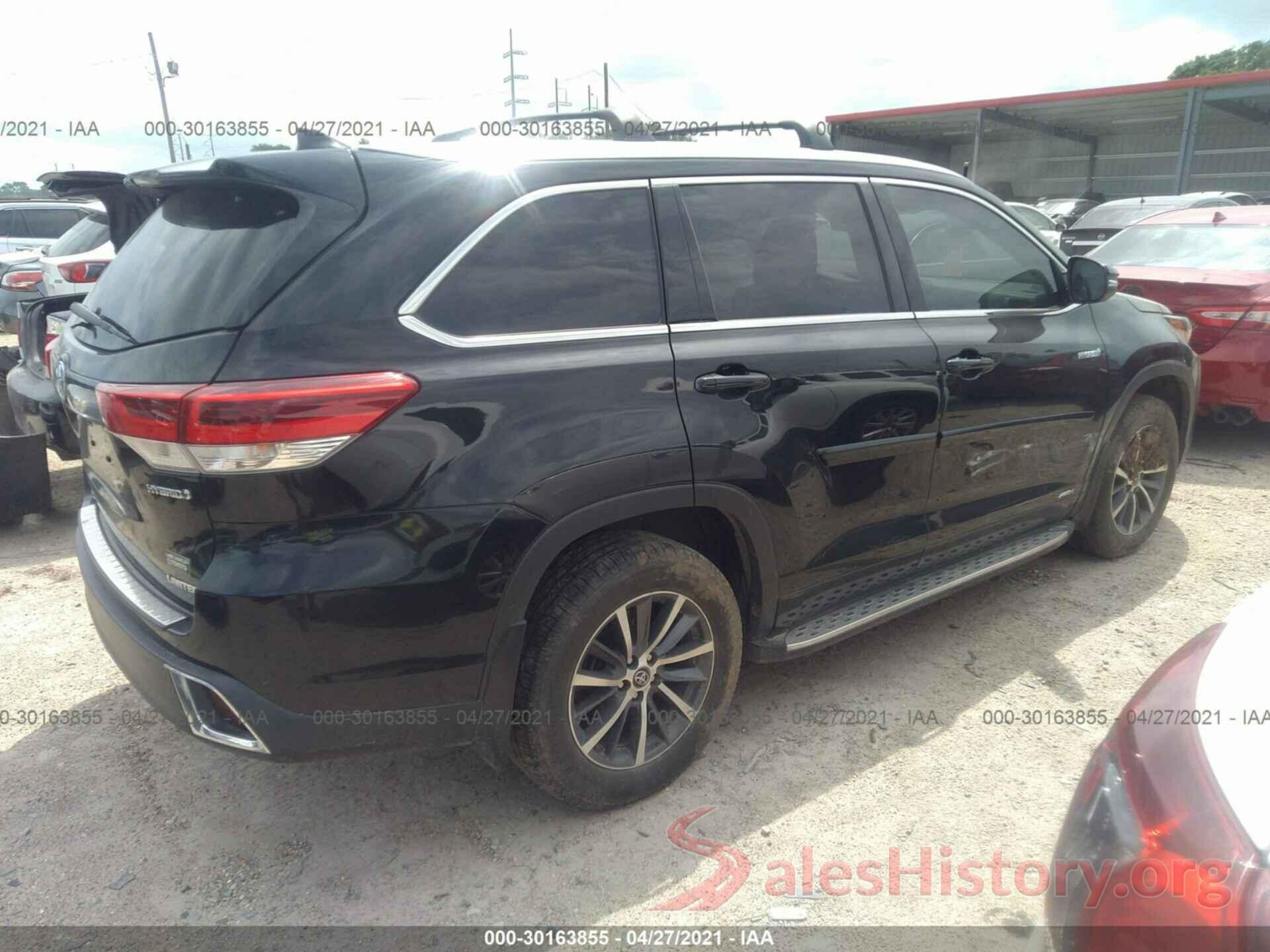 5TDDGRFH1JS050774 2018 TOYOTA HIGHLANDER