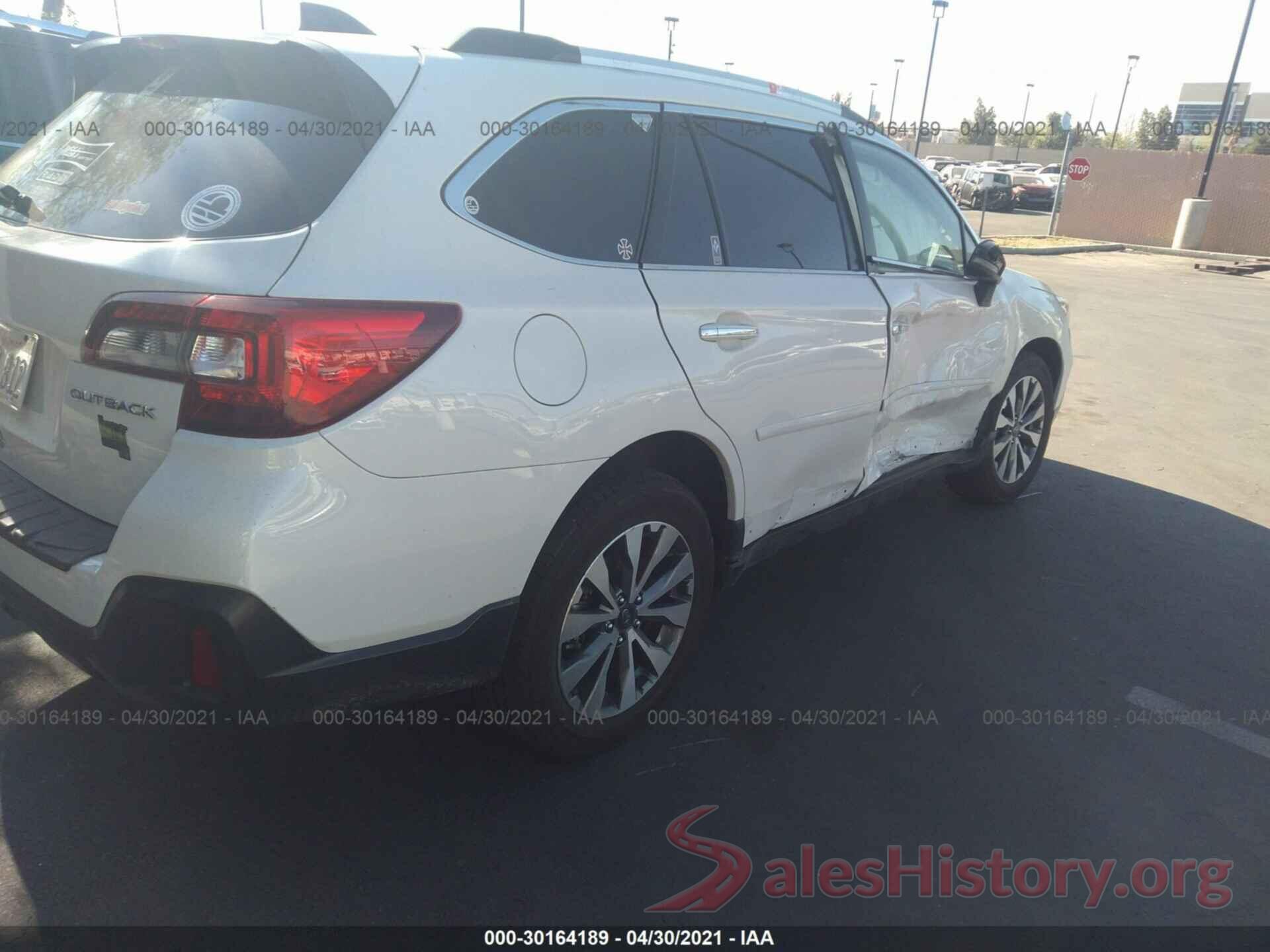 4S4BSATC8J3275657 2018 SUBARU OUTBACK