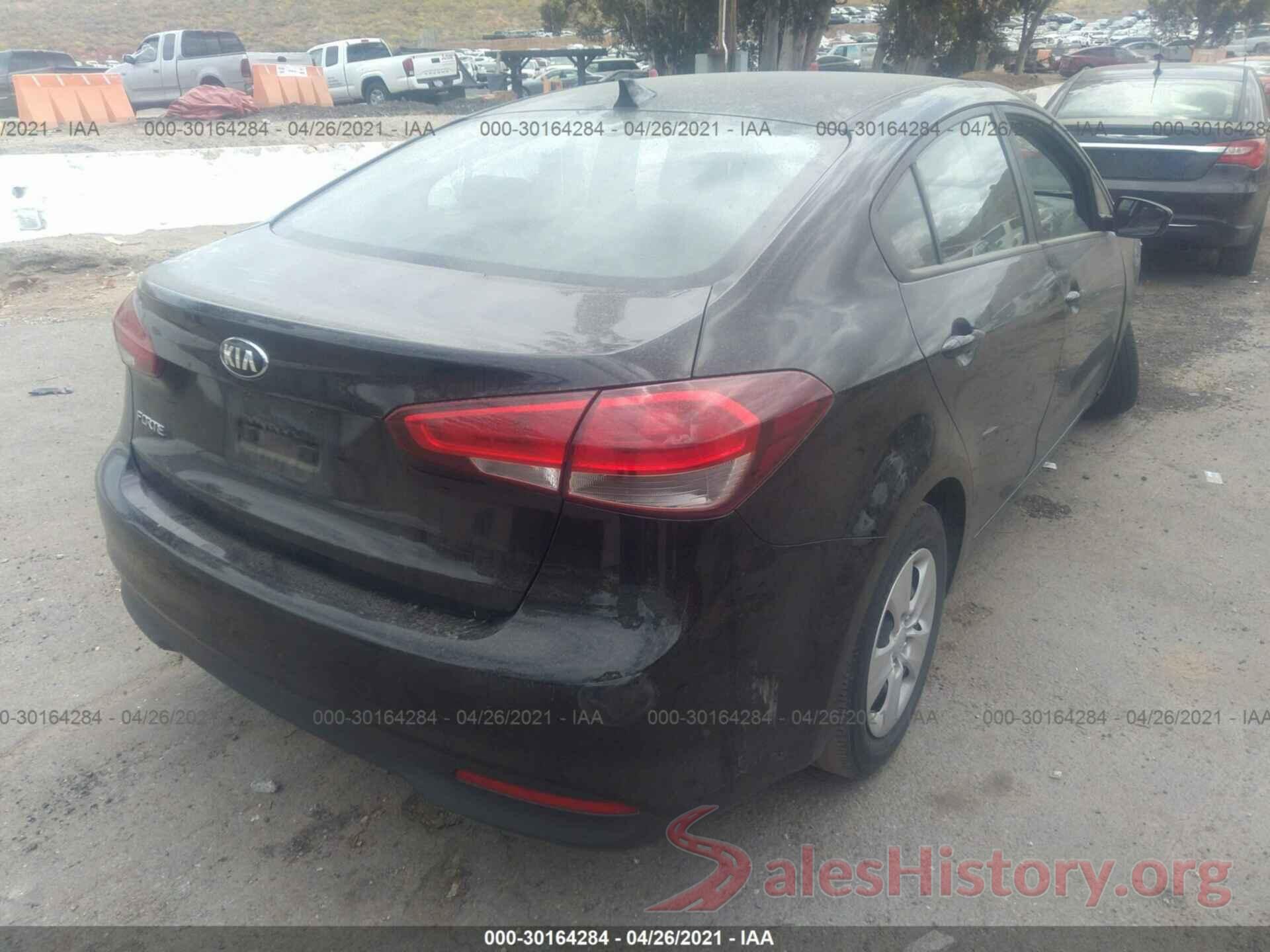 3KPFK4A74JE270865 2018 KIA FORTE