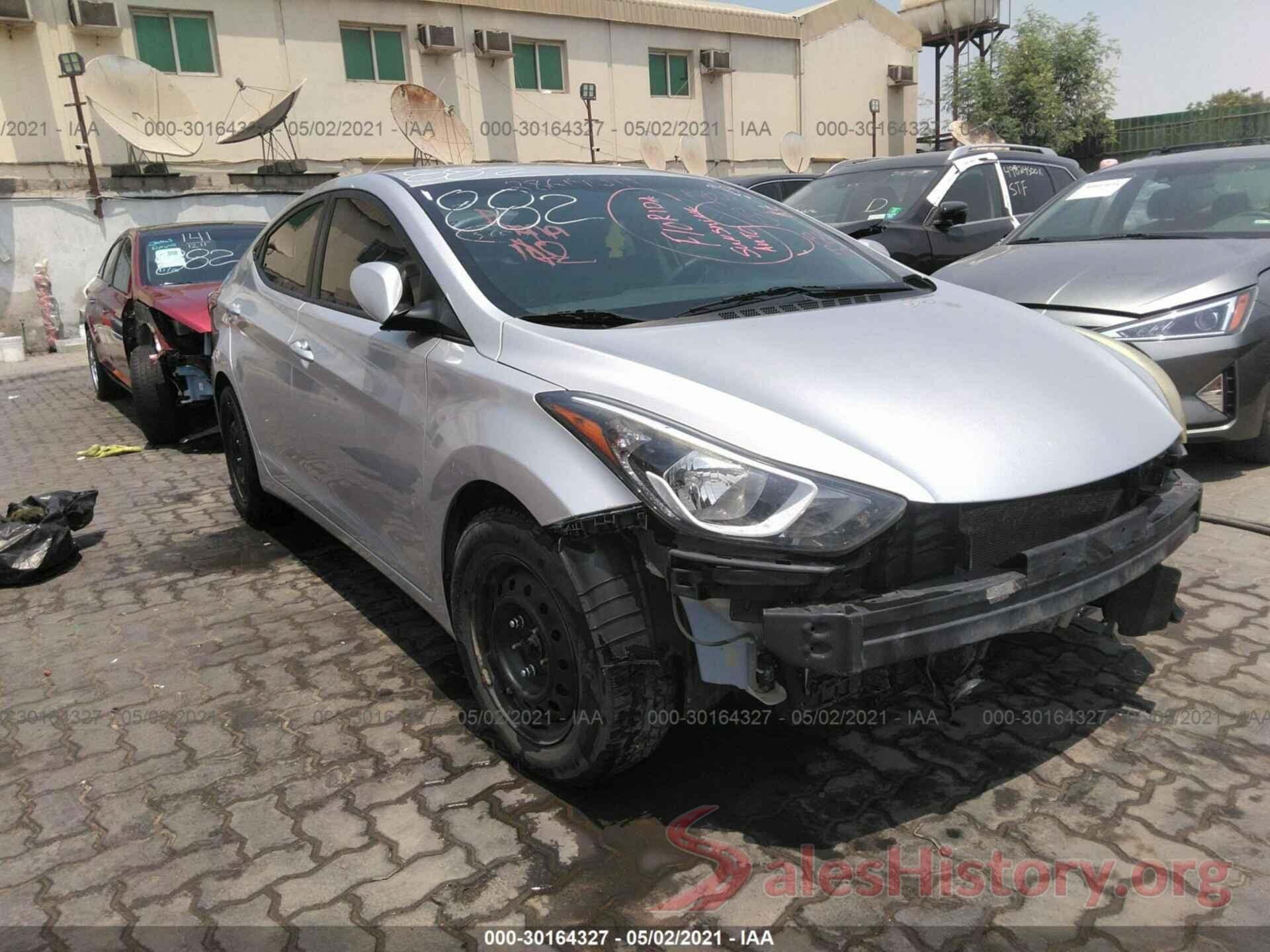 5NPDH4AEXGH675718 2016 HYUNDAI ELANTRA