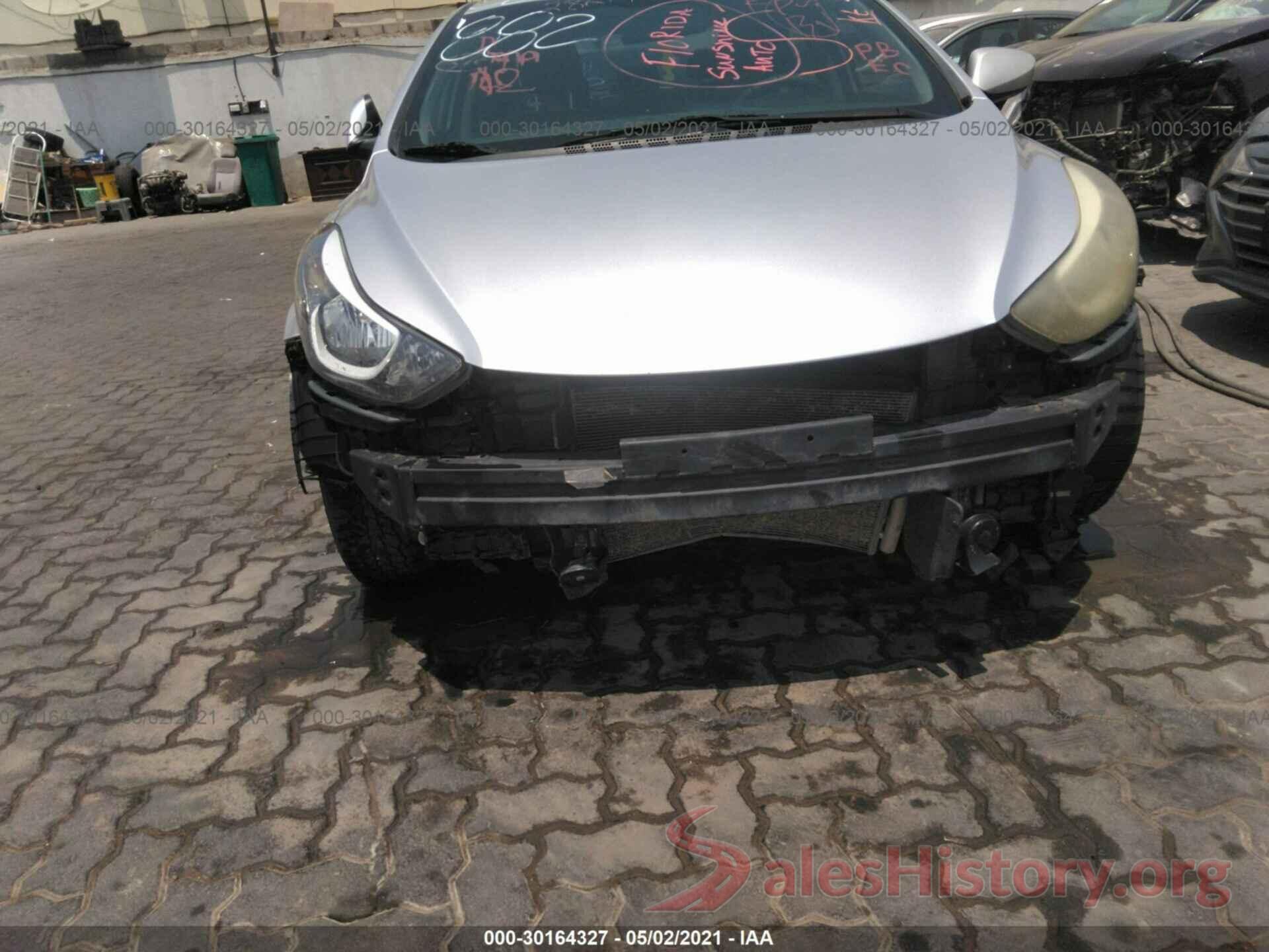 5NPDH4AEXGH675718 2016 HYUNDAI ELANTRA