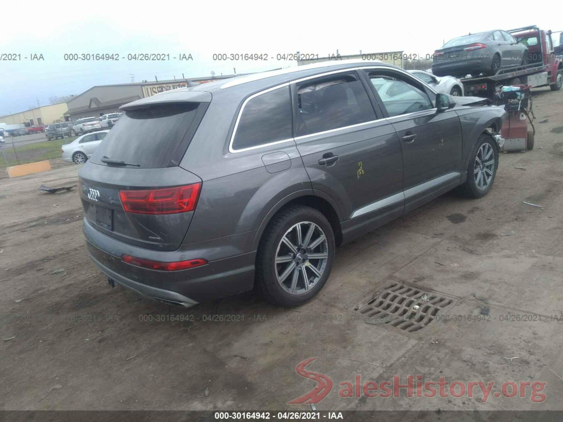 WA1LHAF76JD044475 2018 AUDI Q7