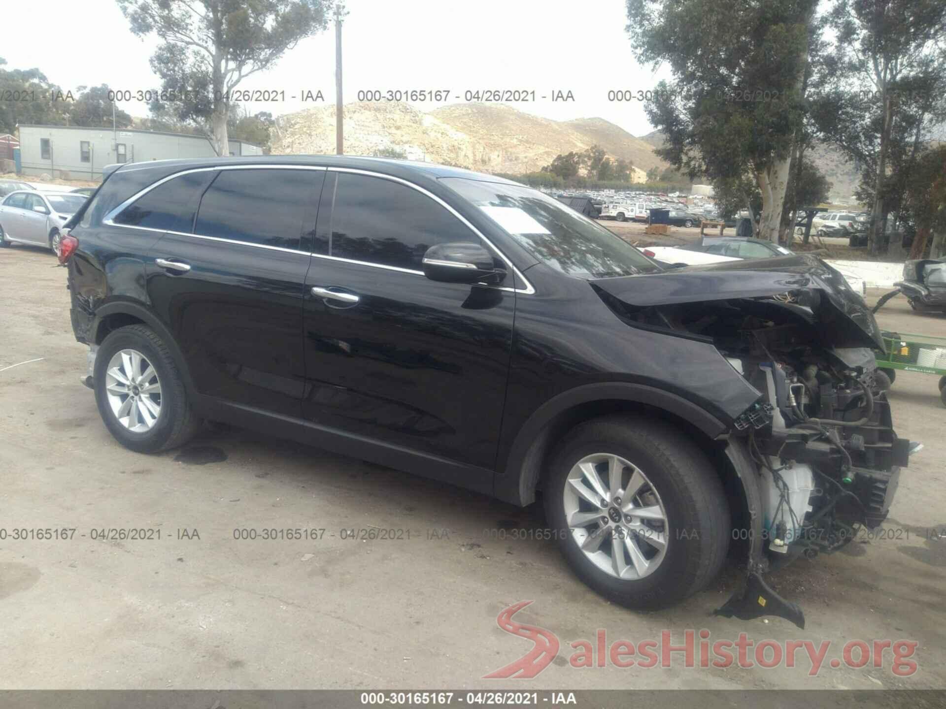 5XYPG4A32KG586000 2019 KIA SORENTO